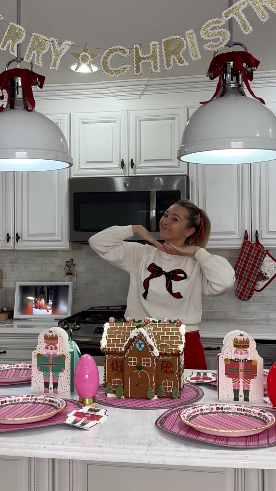 Festive Tablescape 

#LTKSeasonal #LTKHoliday #LTKHome