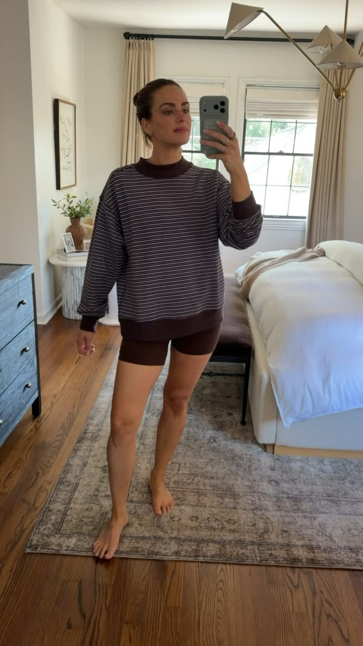OOTD - new workout set I got from the @abercrombie sale 🤎

#LTKootd #LTKActive #LTKfitnessgoals