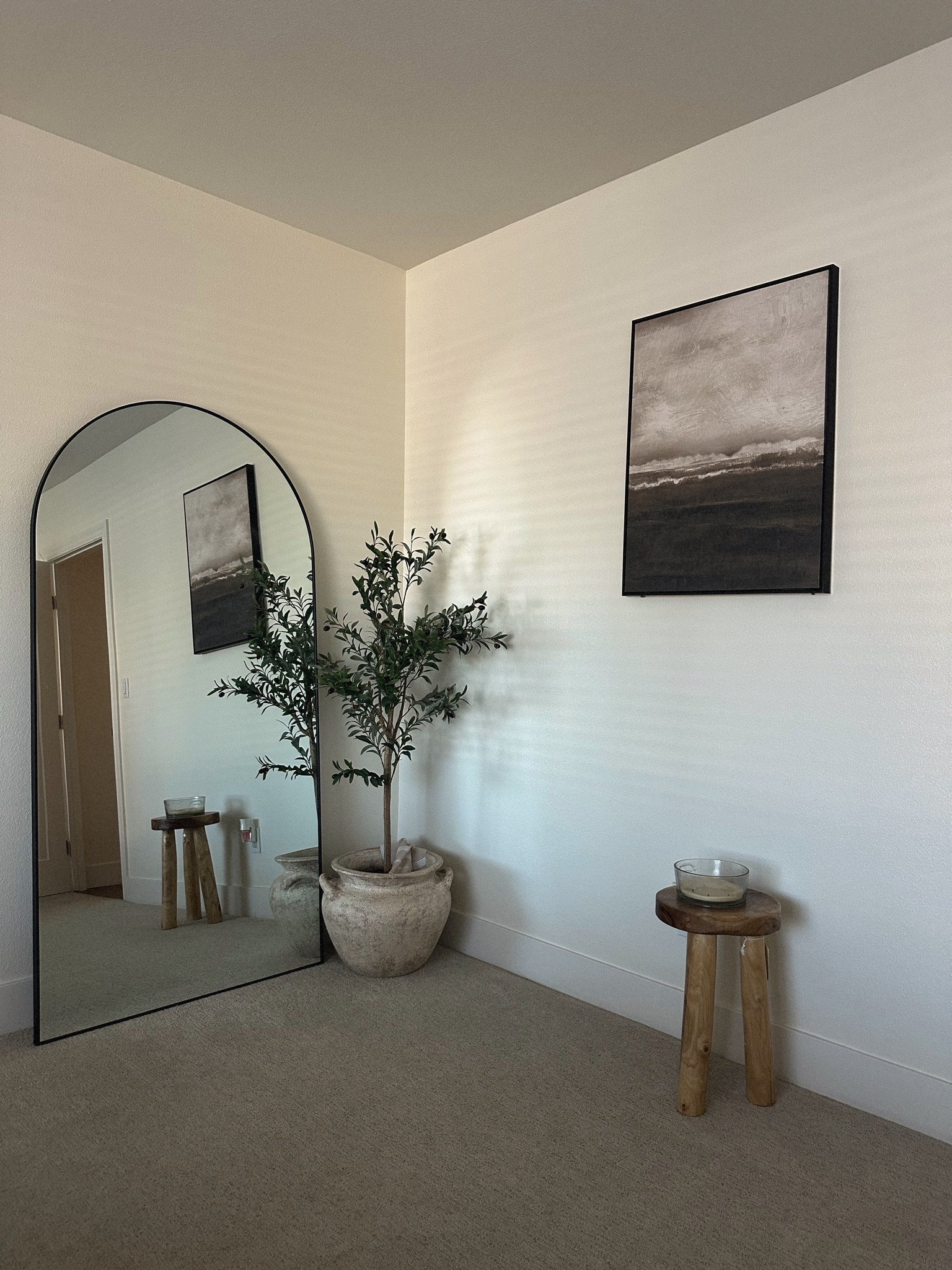 Creating cozy nooks in our new home 🤎🪵🍂🕯️



#LTKGiftGuide #LTKSeasonal #LTKHome