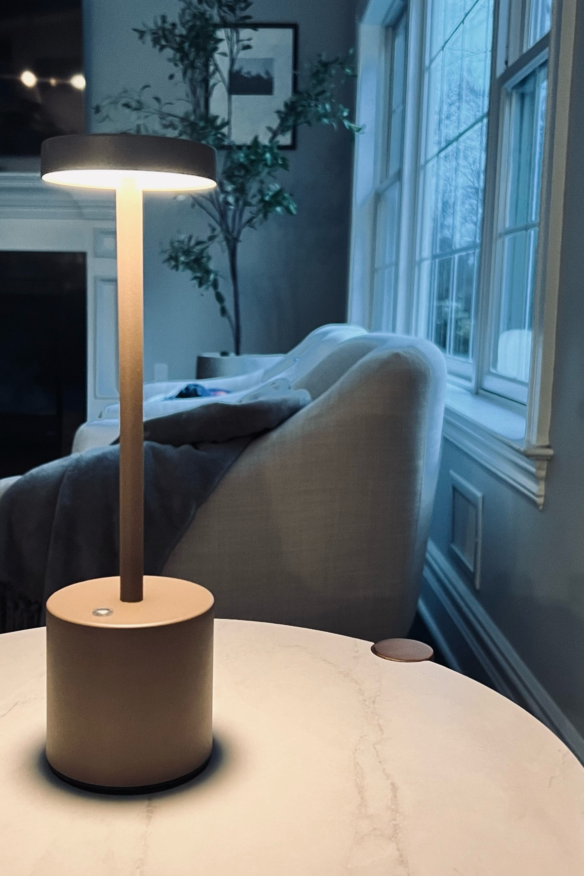 Side lamps with no wires make decor that much easier 😍

#LTKhome #LTKfamily #LTKU