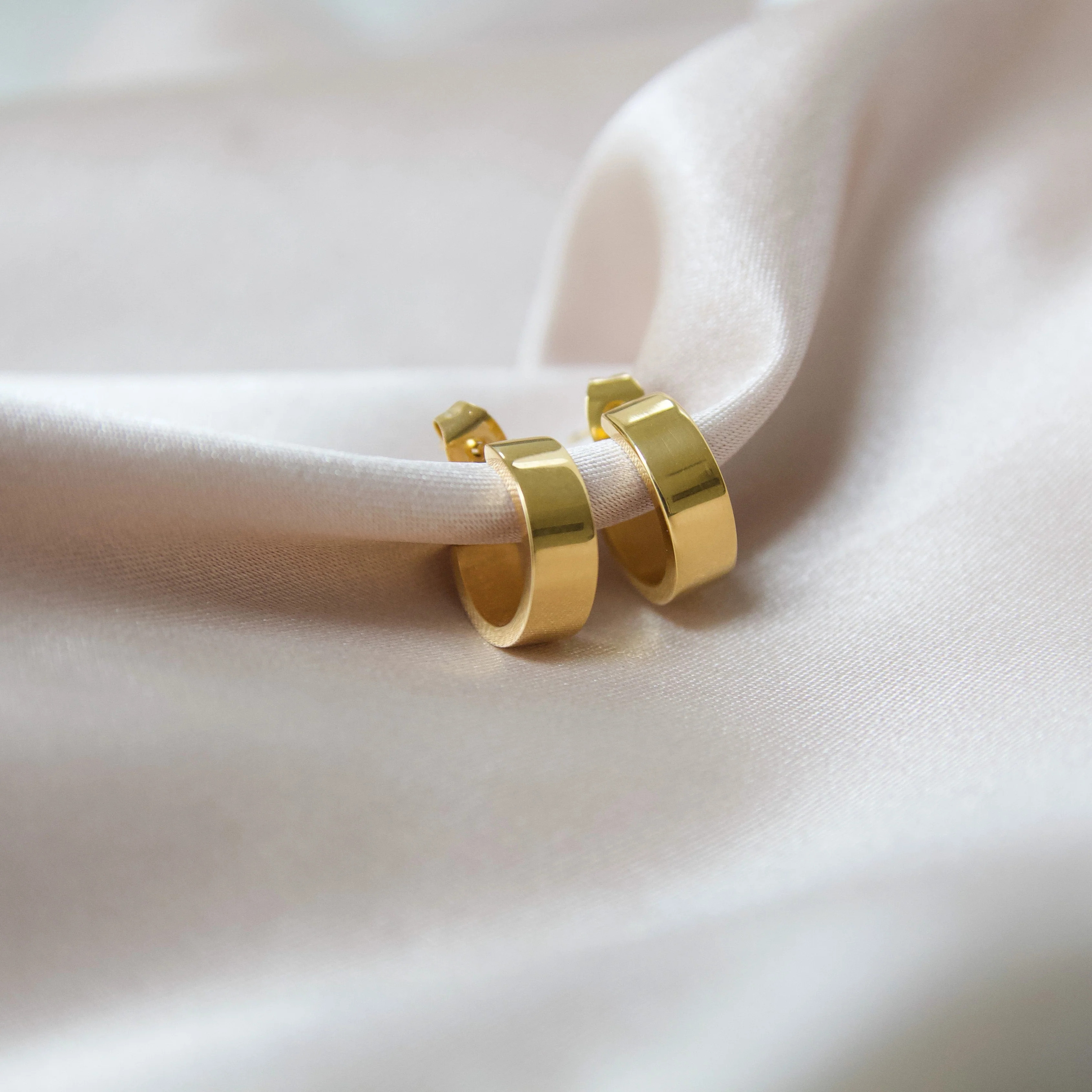 Colbie Hoops | TrendingAbove