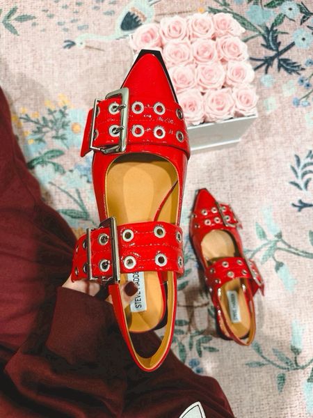 These are the most incredible ganni buckle flat lookalike! I loveeeee the red and they are true to size





#LTKStyleTip #LTKSeasonal #LTKShoeCrush