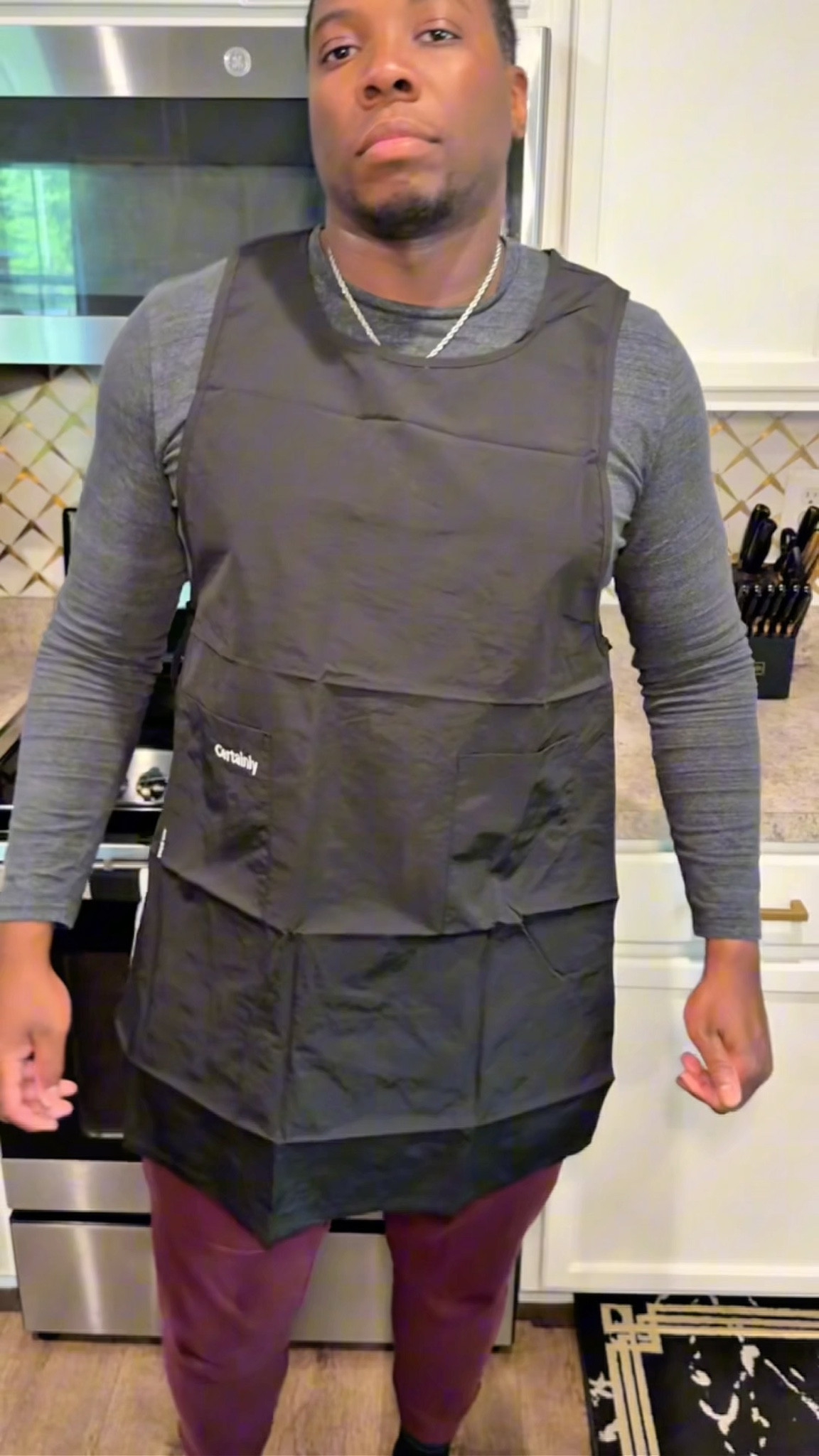 Chef style apron

#LTKHome #LTKfoodie