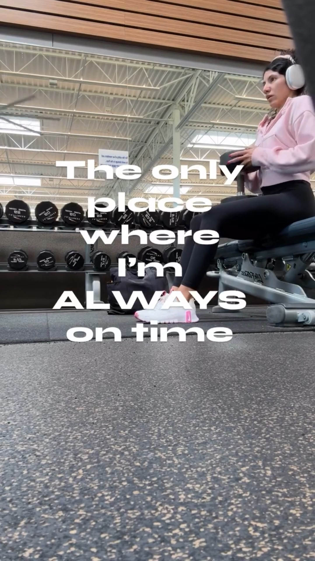 Never late, always on time for leg day🦵🏽🤍 #neverskiplegday #fitnes #fitnesslife #singleleghipthrust

#LTKGiftGuide #LTKHoliday #LTKfitnessgoals