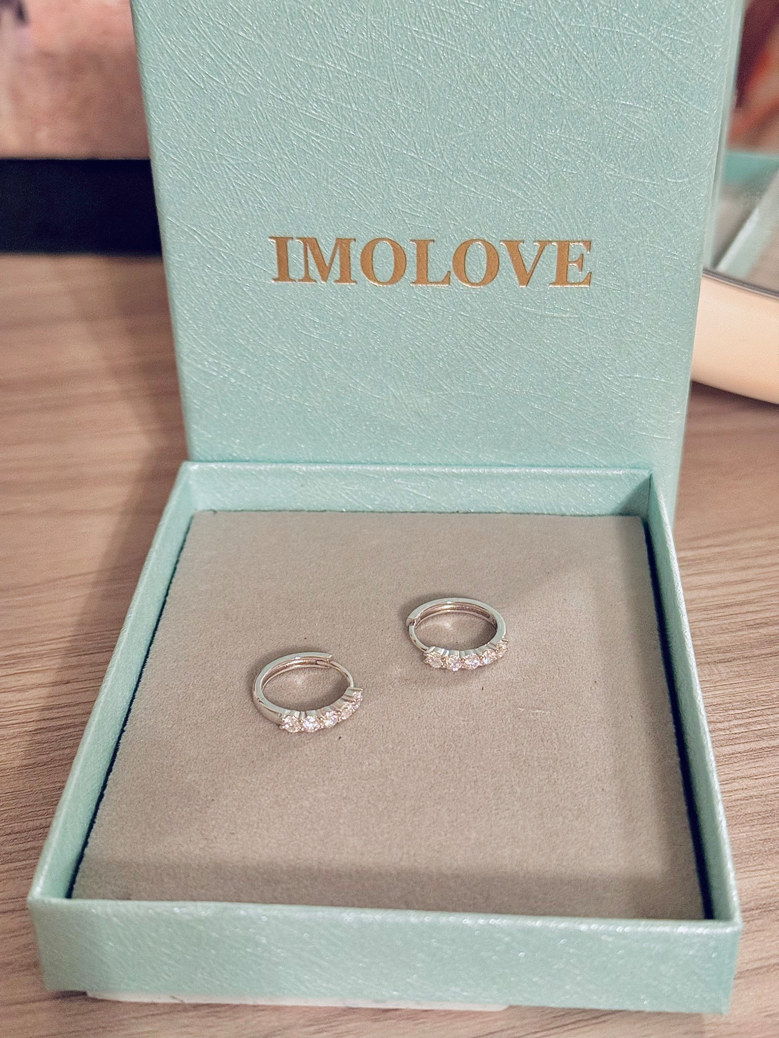 Step up your jewelry game with these beautiful huggie ear cuffs. Perfect for any occasion!

#LTKWorkwear #LTKFindsUnder50 #LTKWedding