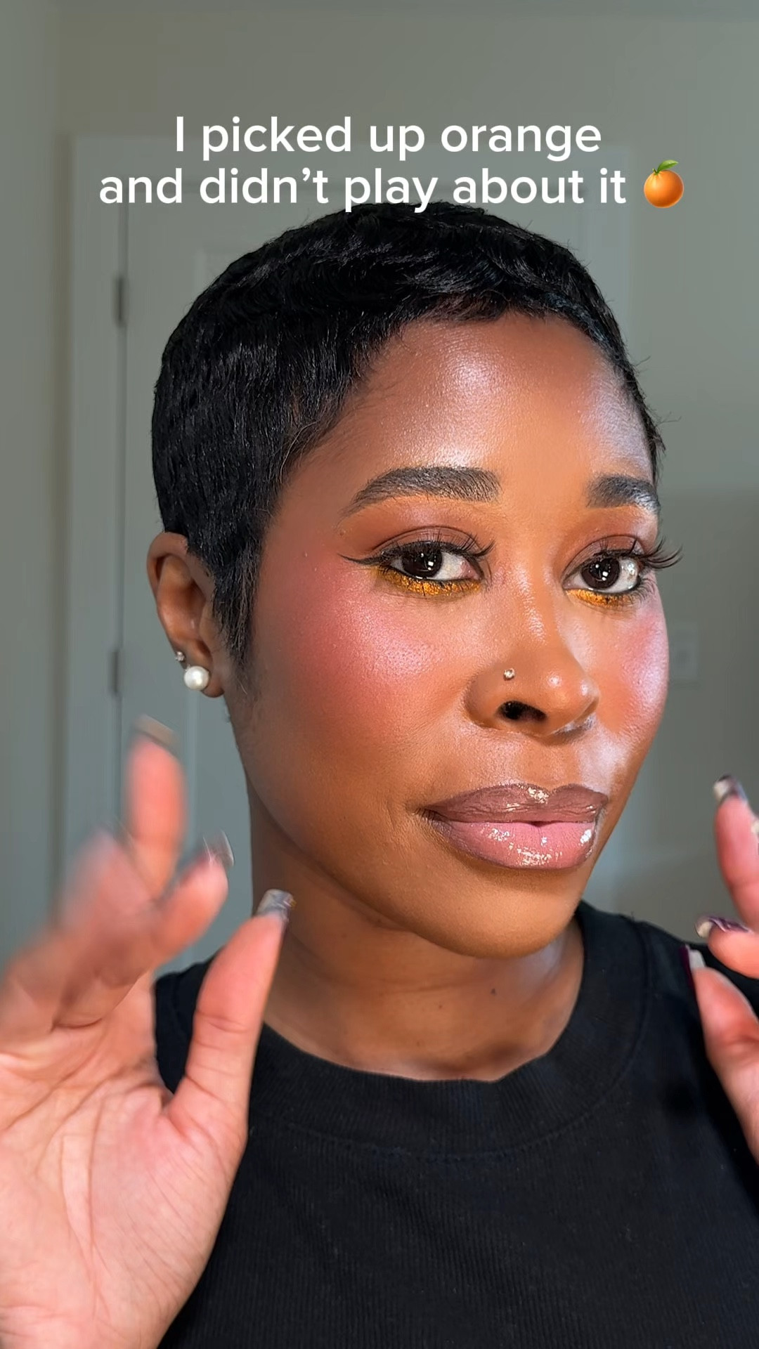 Orange shimmy and a glossy lip 👄 #makeup 

#LTKBeauty #LTKselfcare