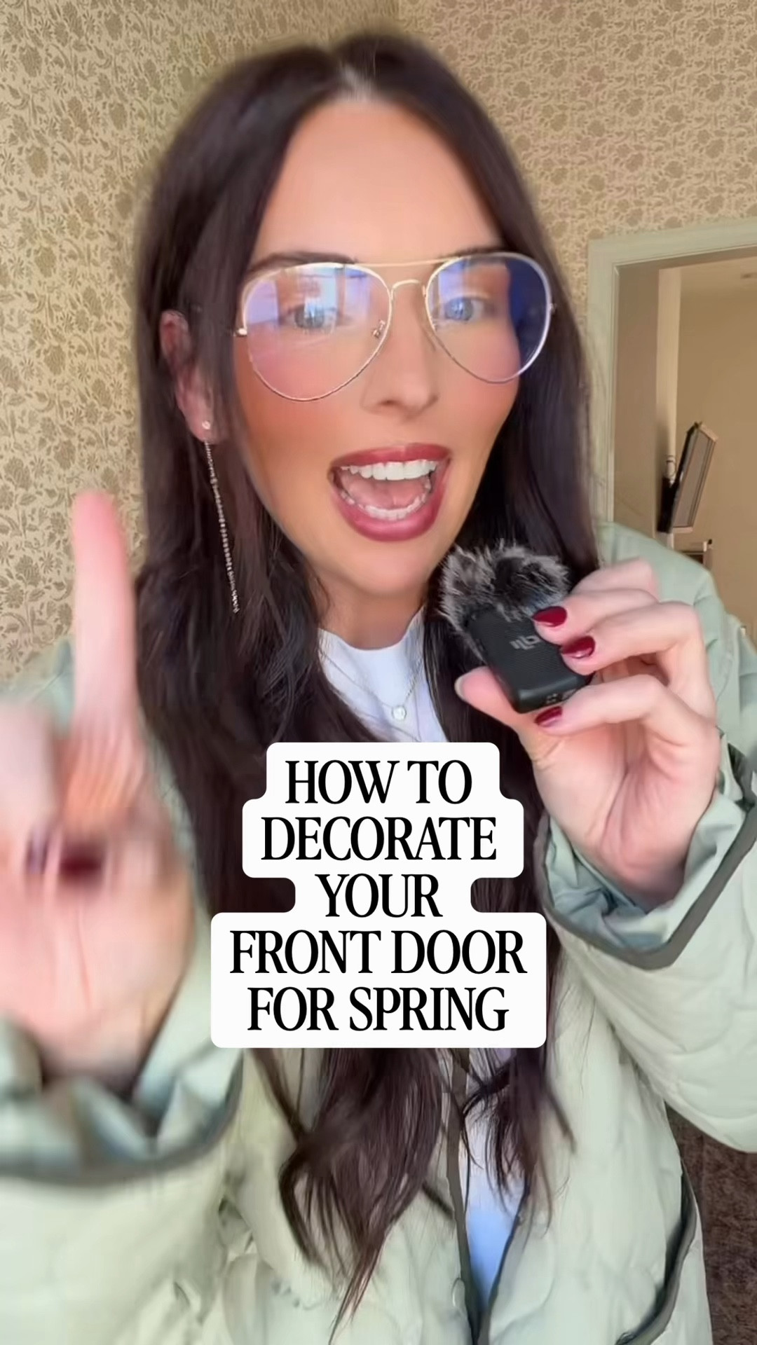 If your front door feels a little uninspired… consider this your sign for a spring refresh 🌸 Your entry sets the tone for your whole home, and a few layered details can make it feel so much more welcoming.

Think a pretty wreath, lanterns for warmth, lush greenery, and a layered rug moment to ground it all. Simple changes… but they make such a big impact.