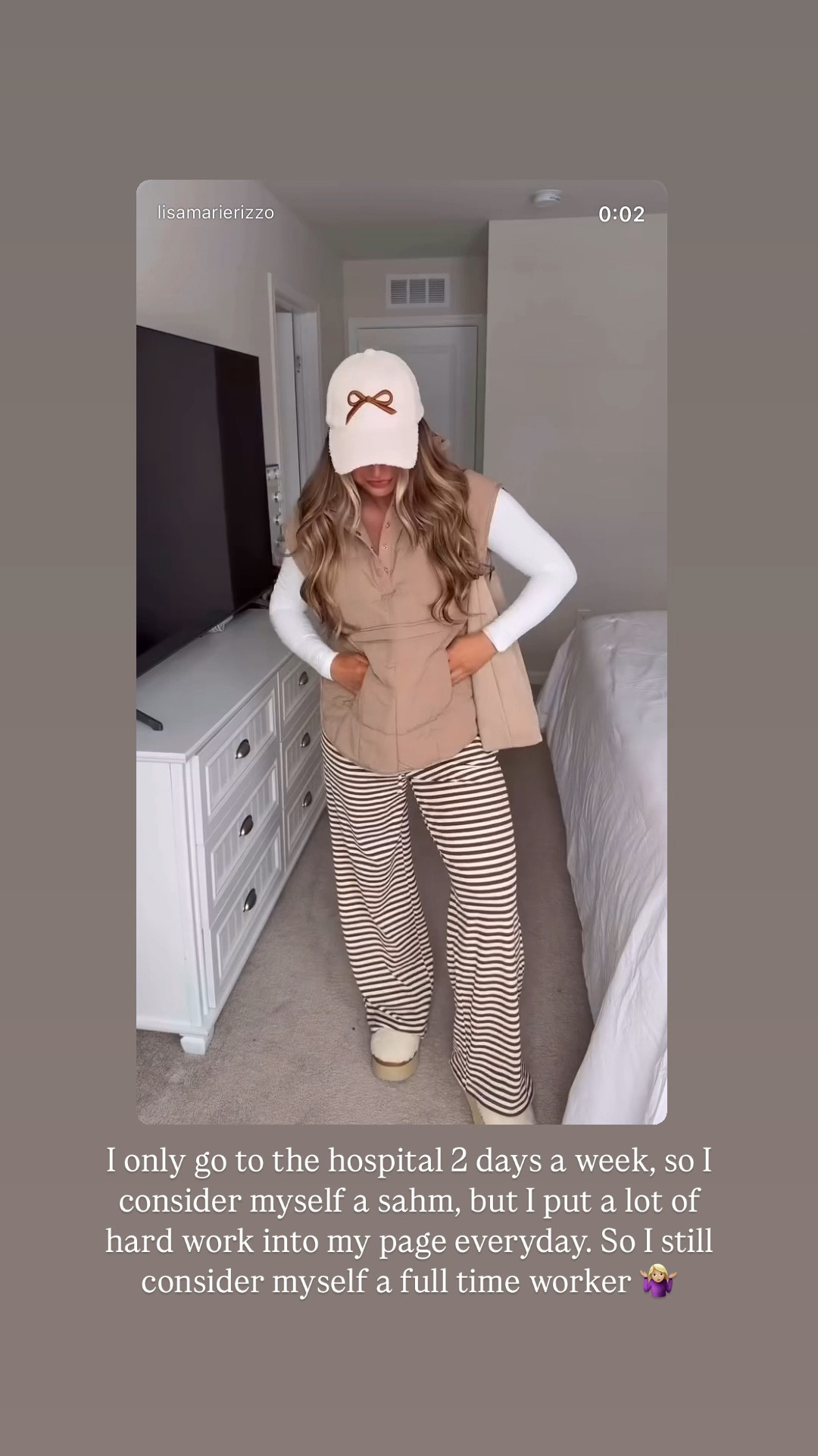 mention “210” for 🔗 if you’re a mom who wants to be comfortable but still cute- I share all the cutest loungewear outfits! Mostly amazon finds 🫶🏼✨

#postpartum #momstyle #momoutfits #everydaystyle #momlife #comfystyle #whattowear #toddlermom #momfashion #easyoutfits #styleover30 #outfitinspo #sahm