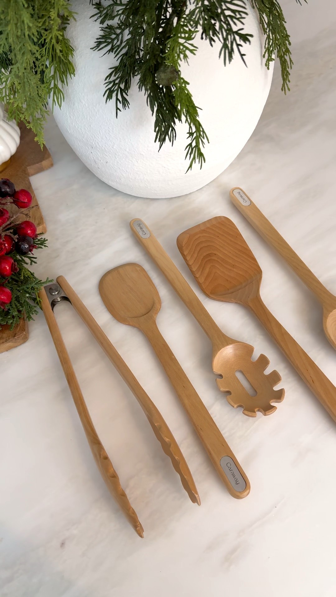 This 5 piece set bitch wood set has all the essential tools for cooking and serving. Plus, the organization is everything


#LTKmomlife #LTKOver40 #LTKGiftGuide