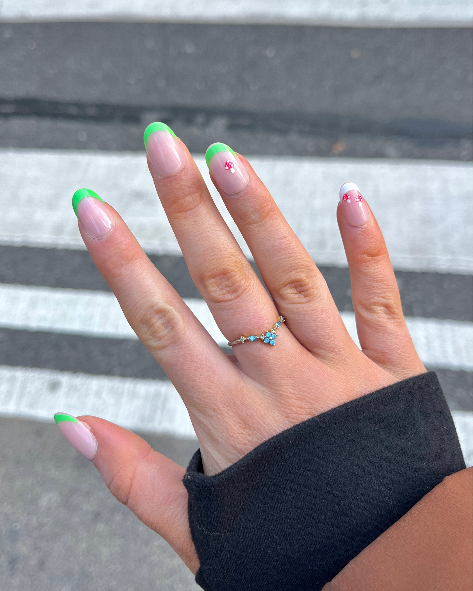 nails, press on nails, nails amazon, glamnetic nails, winter nails, fall nails, gold ring, 

#LTKU