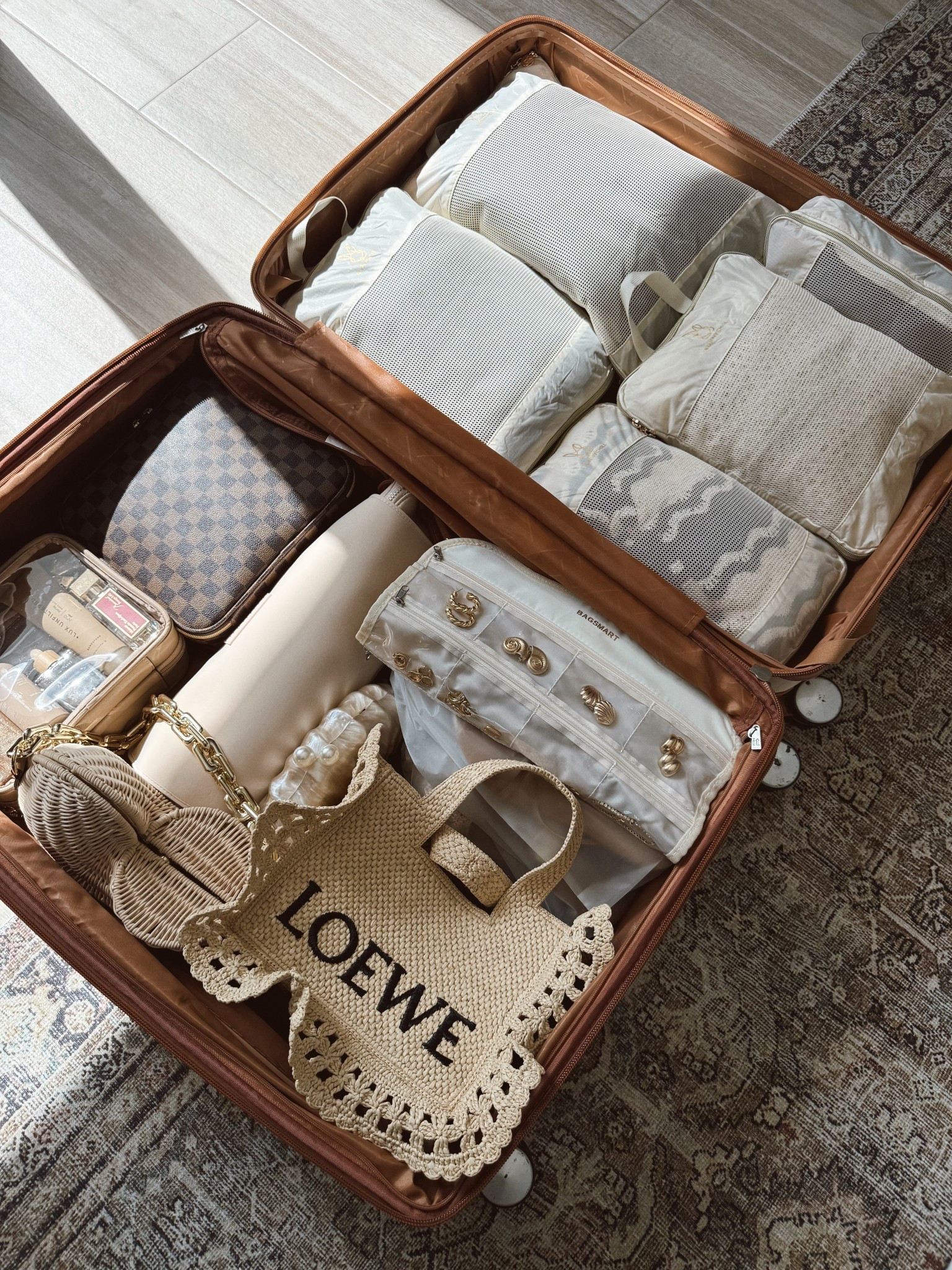 Save on my packing must have for an organized luggage and easy travel with the Amazon prime sale! These prime day deals are so good ✨✨


#Amazon #AmazonPrimeDay #PrimeDay #Travel #Packing #CompressionCubes #PackingCubes #LuggageOrganization #PackingOrganization #JewelryOrganizer #SunglassesOrganizer #ToiletryOrganizer #MakeupOrganizer #TravelMakeupBag #MakeUpBag #amazonfinds

#LTKTravel #LTKFindsUnder50 #LTKSeasonal