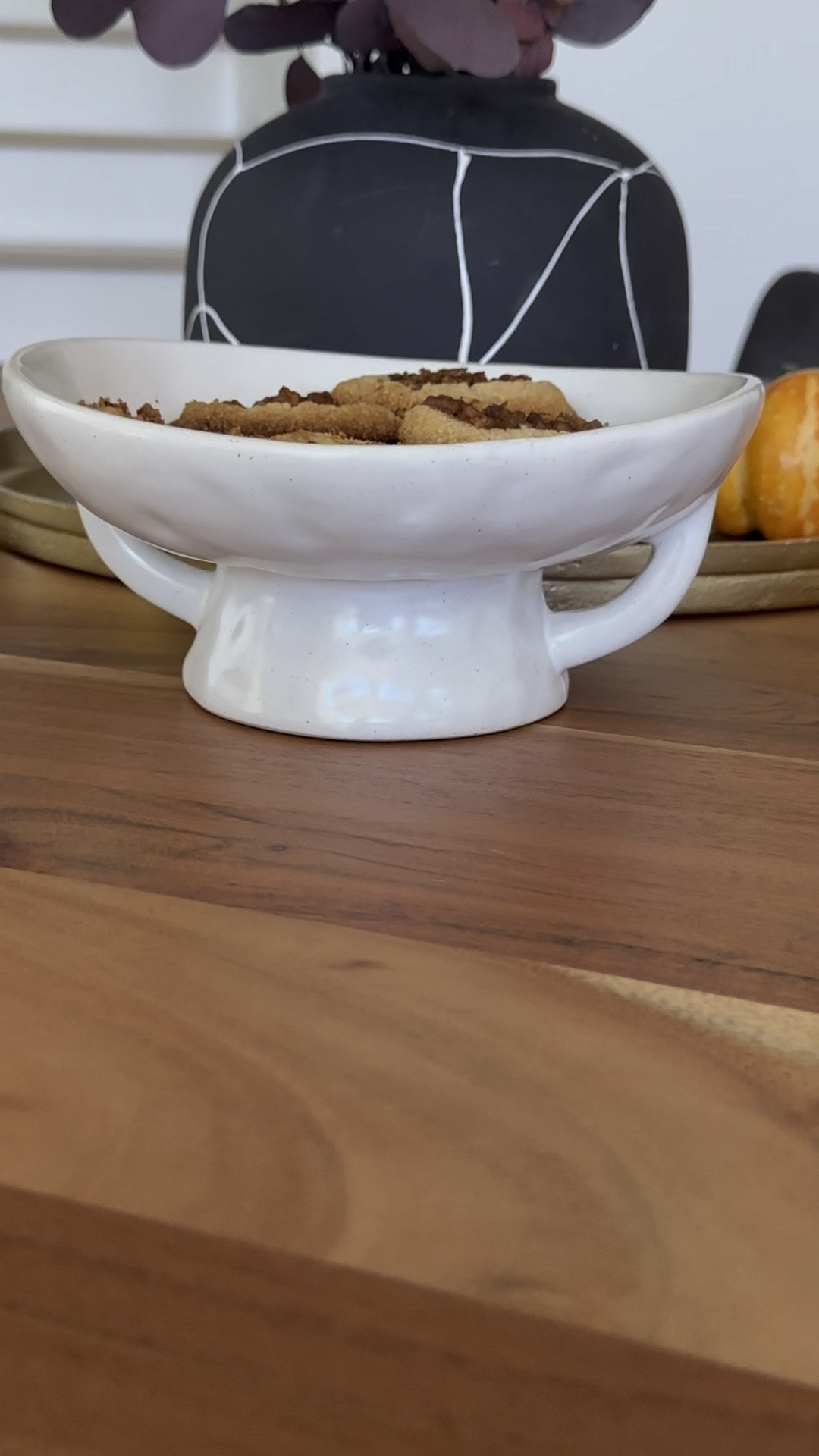 How cute is this stoneware bowl and it’s under $20 now during prime day! Perfect for a gift, entertaining, decor bowl on a table or open shelving, also would look great in an entryway as a catch all for keys…👌🏼🤩


#primeday #amazonfinds #homedecor #amazonhomedecor #amazonprimeday #homedecor #halloweendecoration #serveware #entertaining #amazonfindsunder20 #stonewear #pottery #decorbowl
#pedestalbowl #kitchenfinds #entertaining #interiors
#creativecoop #decor
#vase #primedeals #trays #targetfinds

*8” diameter (also comes in black) 

#LTKGiftGuide #LTKHome #LTKxPrimeDay