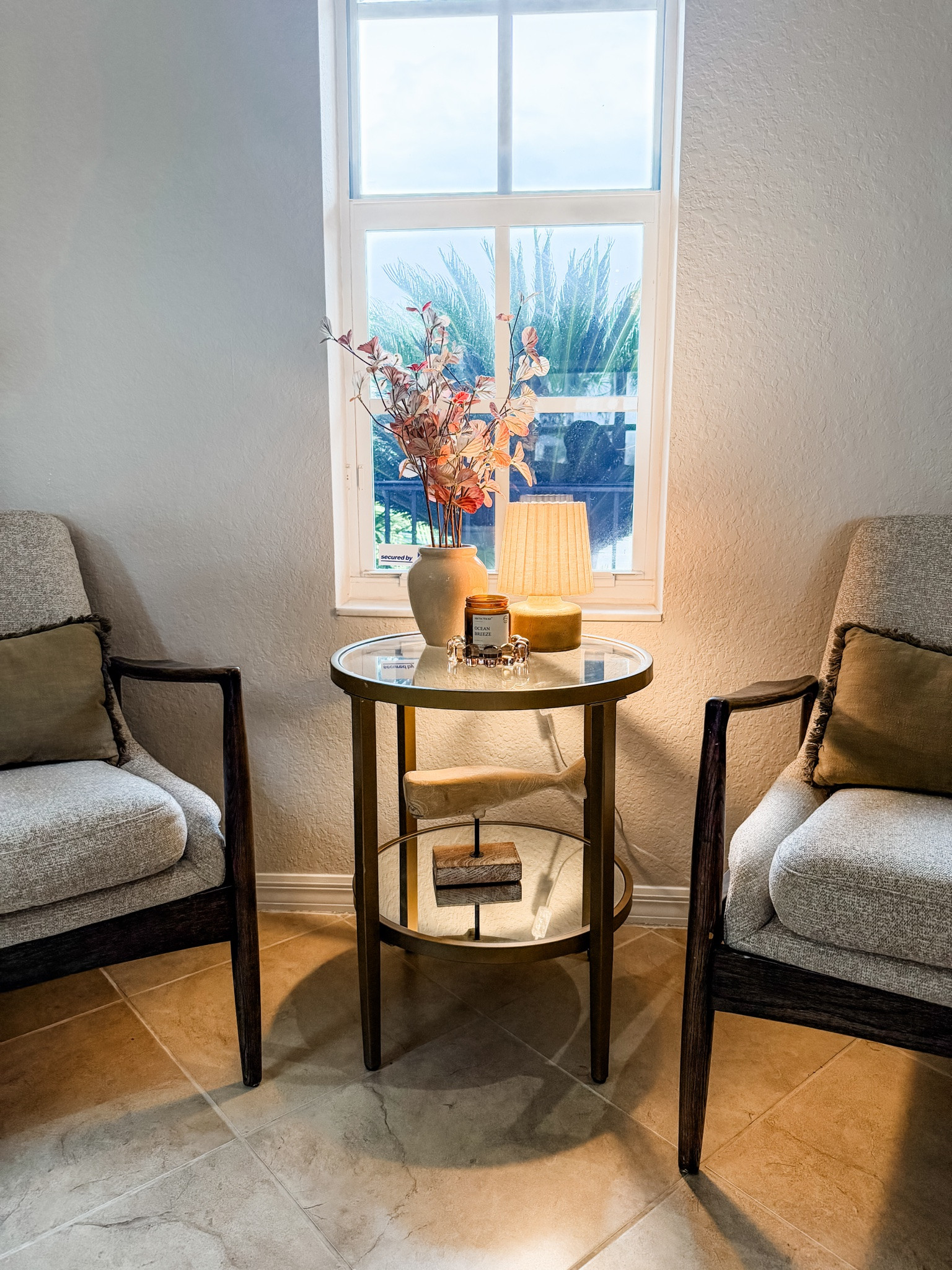 My entryway sitting area for fall!

#LTKHome #LTKSeasonal #LTKdayinmylife