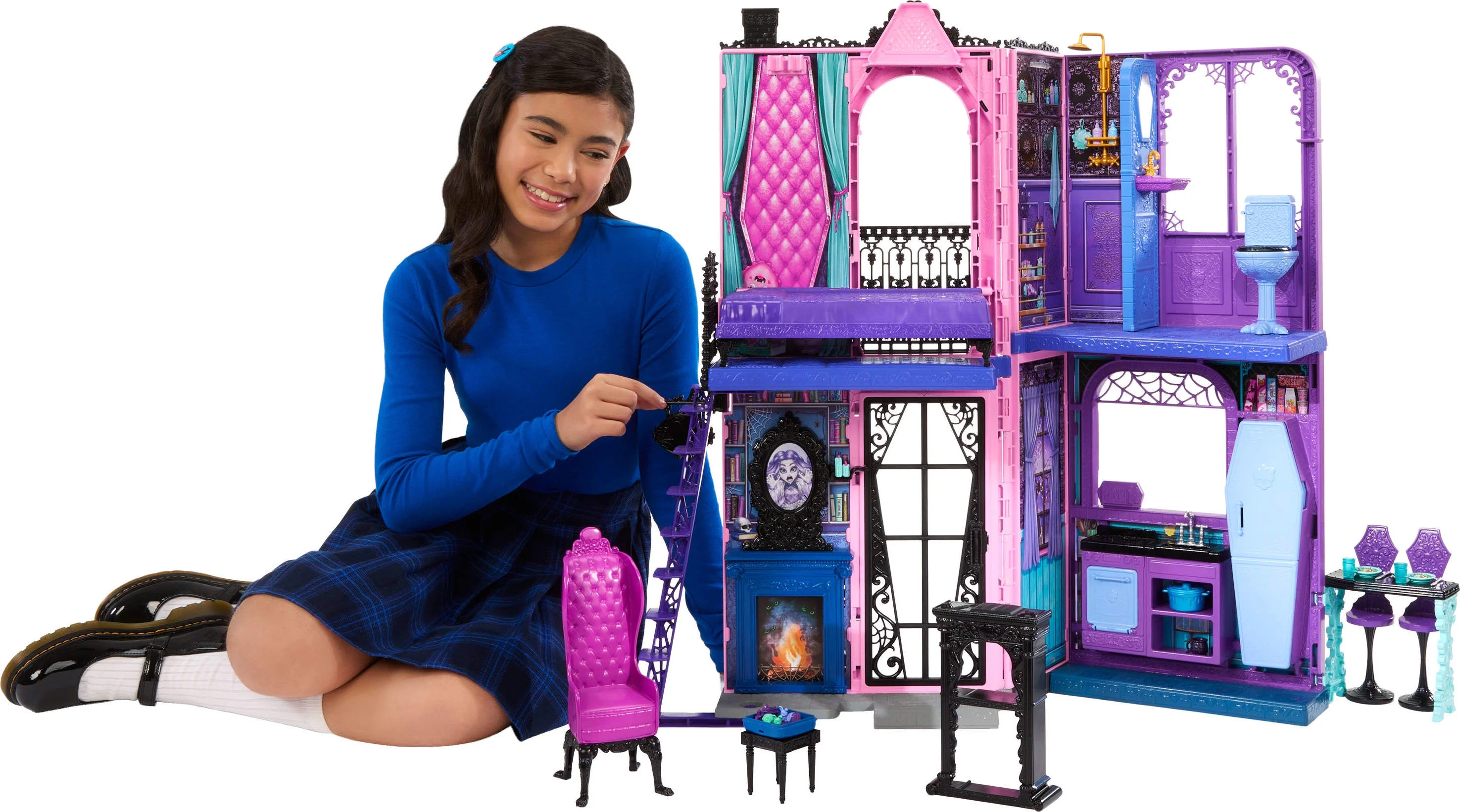 Monster High Boo-tique Hotel Doll House with Spooky Surprises in Every Room and 13+ Accessories | Walmart (US)