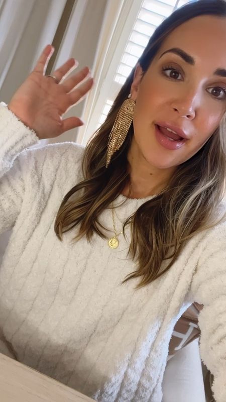 These sparkly earrings are such a glam moment - LOVING the MacRae x Loftiss collection. Under $50 and perfect for holiday 🤍

#LTKfindsunder50 #LTKHoliday #LTKGiftGuide