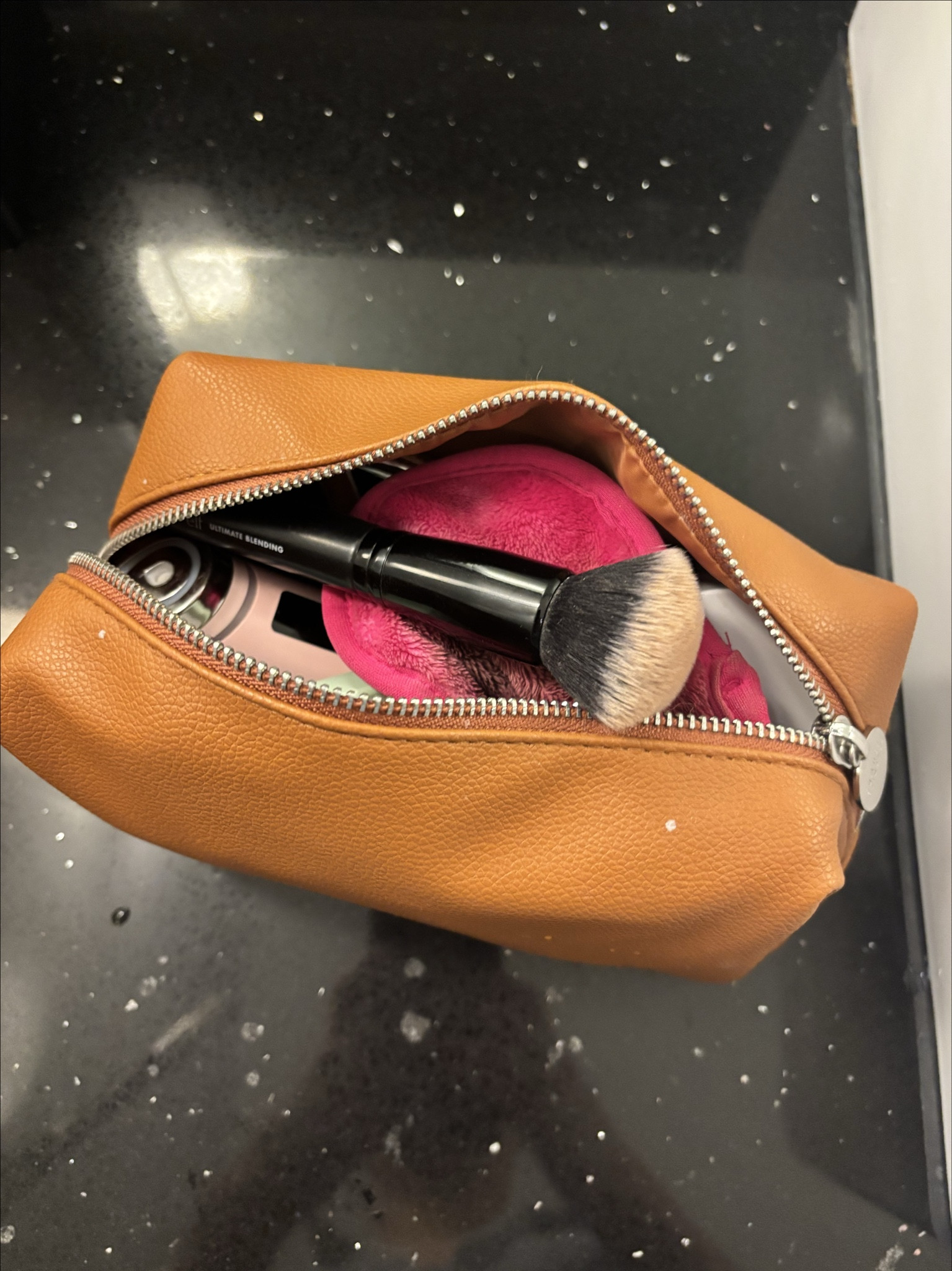 What’s in my skincare bag for a business trip as a chronic overpacker? These essential items! Use code LAURENPEARCE for 20% off your Divi Scalp Serum!

Skincare, makeup, travel, work, bag, mini size, gift guide, on the go, #diviaffiliate

#LTKmorningroutine #LTKgrwm #LTKTravel