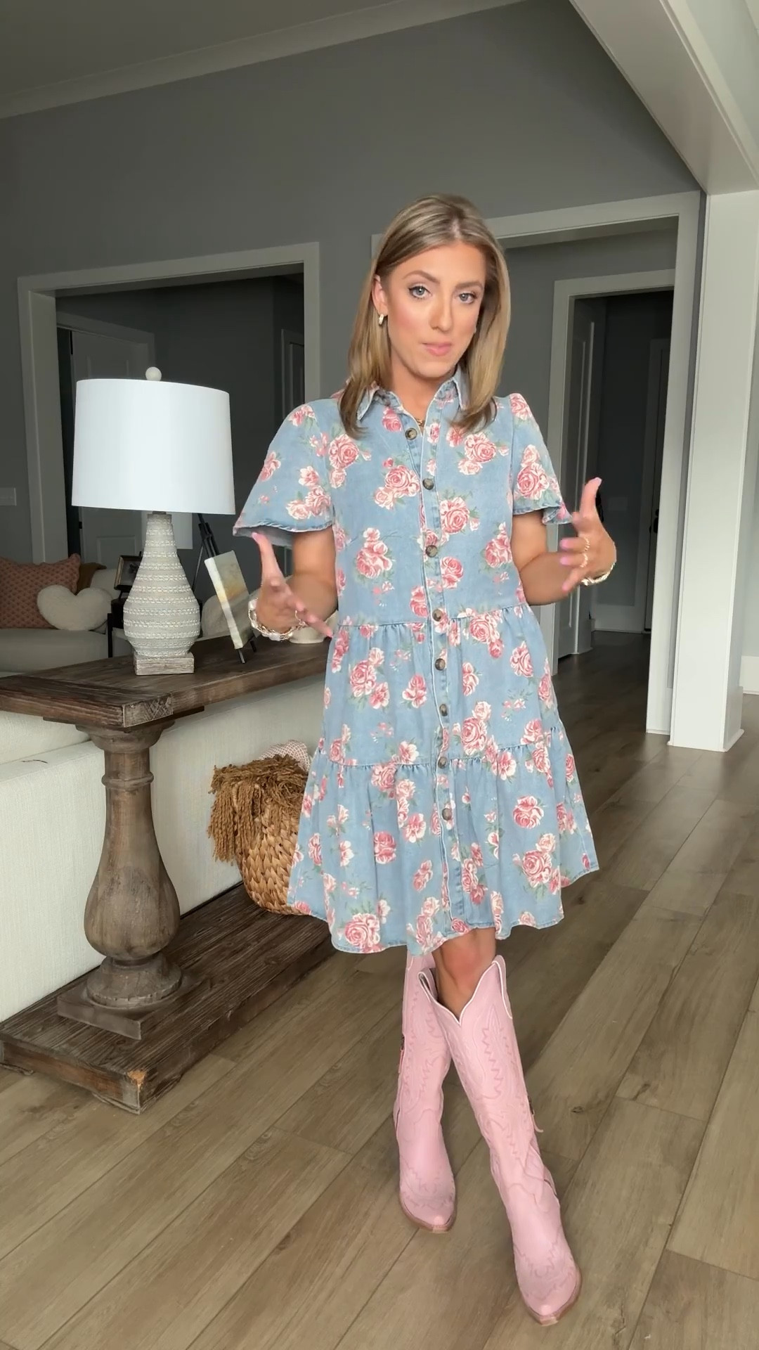 This floral denim dress from Walmart is SO good 🌸 The button-front style, soft denim fabric, and relaxed fit make it easy to wear all day. Cute with sneakers or boots and perfect for spring outings, casual events, or everyday wear. One of those throw-on-and-go dresses you’ll reach for constantly. Go down a size in this one. ￼

#WalmartDress #WalmartFinds #AffordableDresses #SpringOutfits #LTKStyle #CasualChic