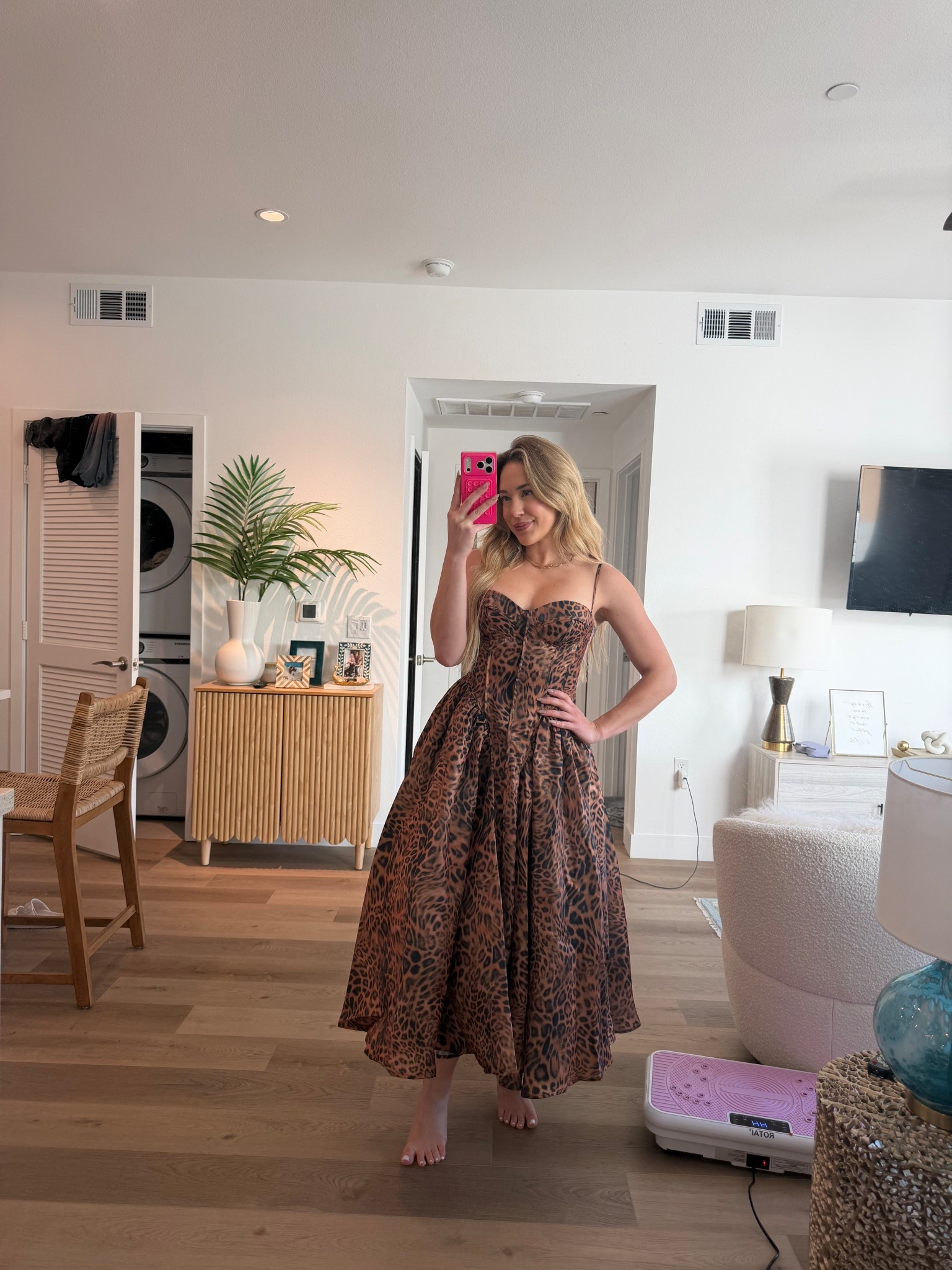 This dress😍😍😍
Such a good find!

#LTKBeauty #LTKootd #LTKSeasonal