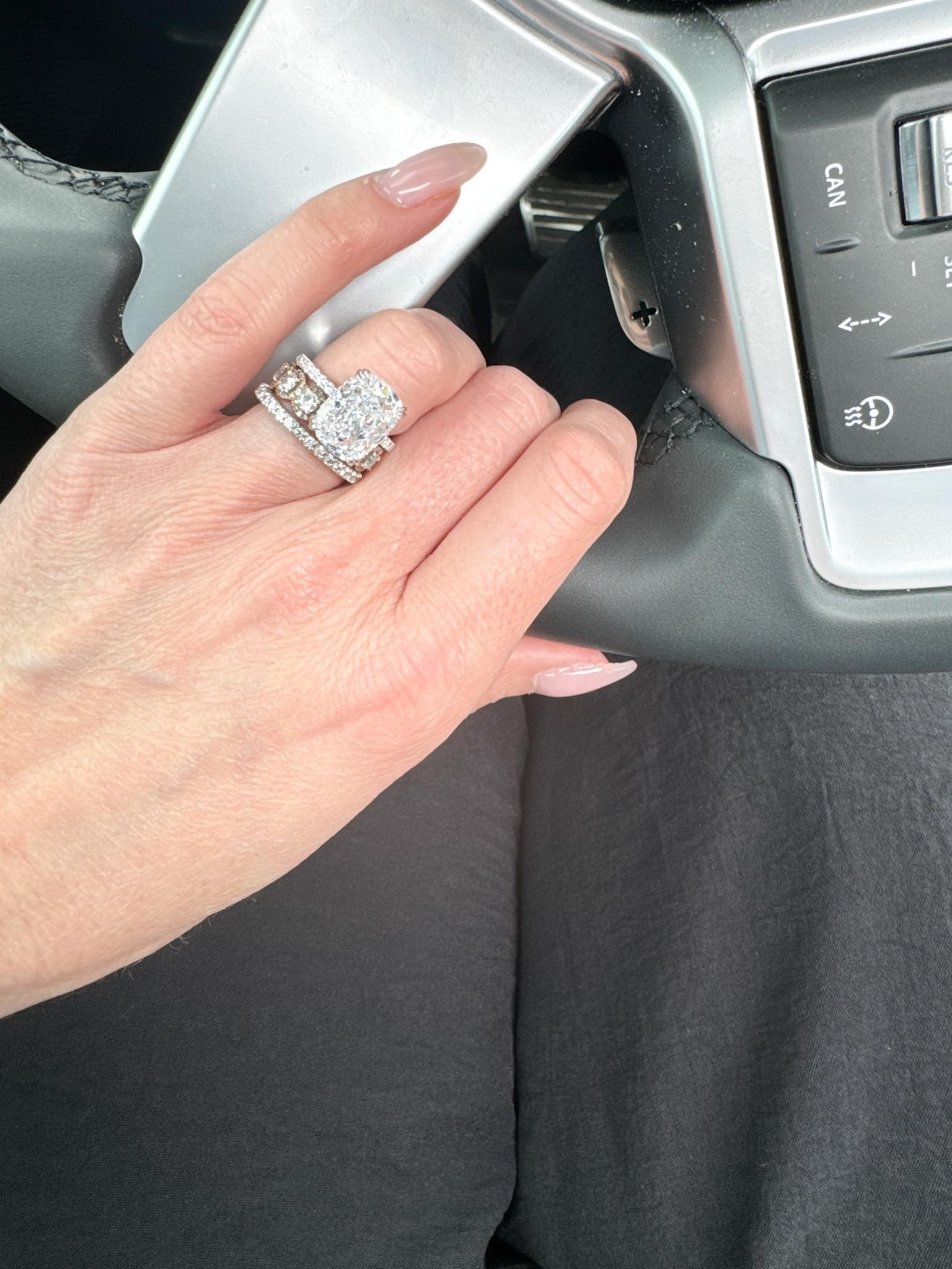 Travel ring that’s sparkles 
Fashionablylatemom 
Fashionably late mom 
Amazon find