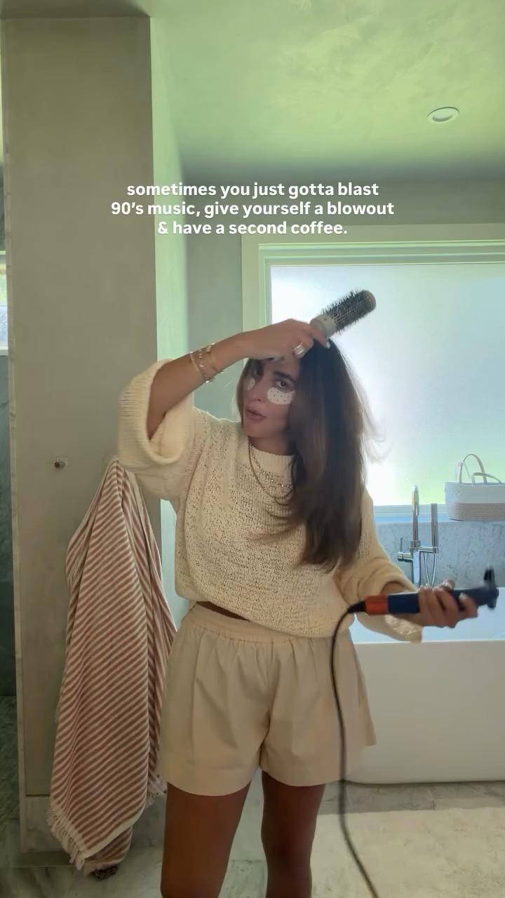 sometimes you just gotta blast 
90’s music, give yourself a blowout 
& have a second coffee.
