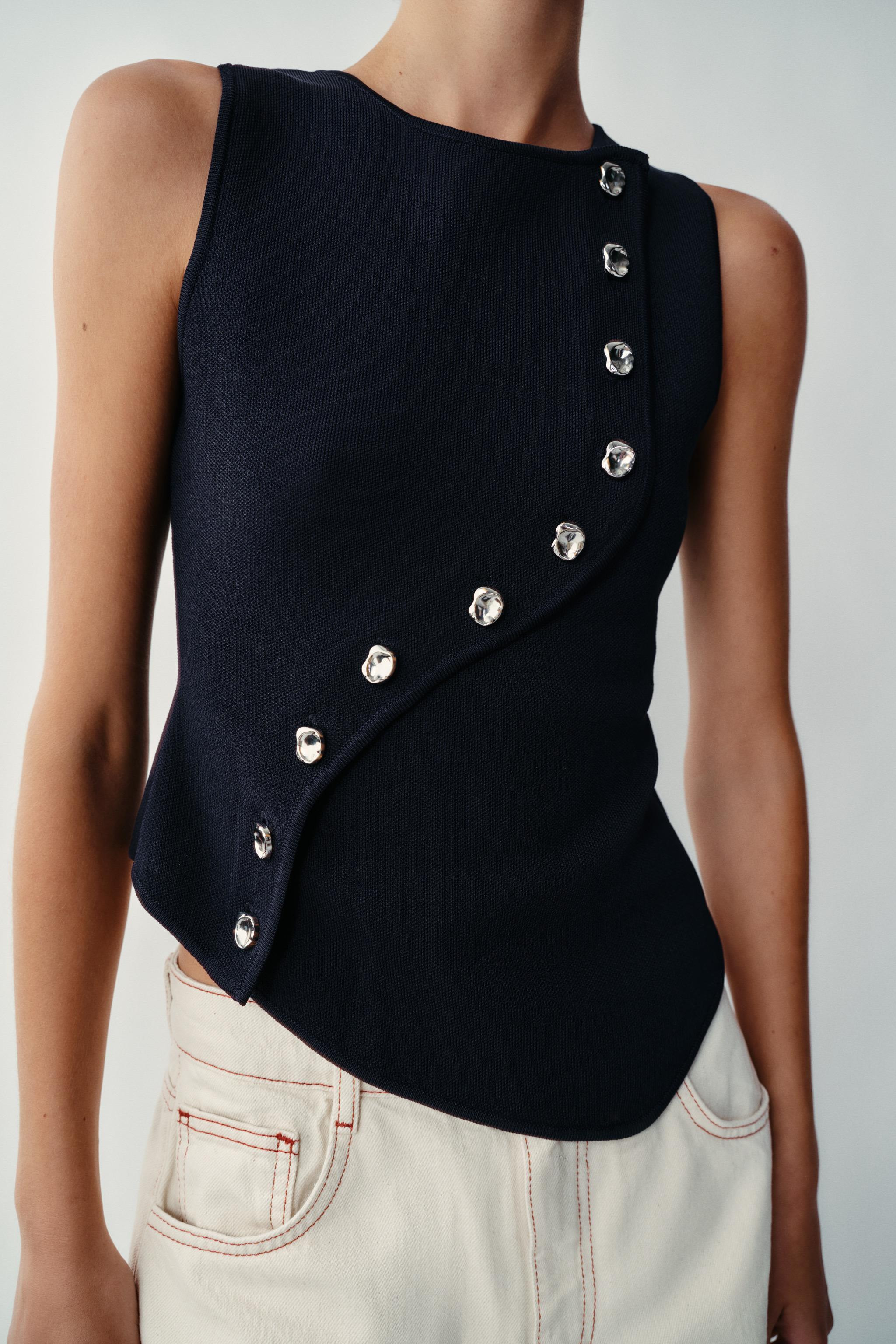 ASYMMETRIC CLOSURE KNIT TOP | Zara US