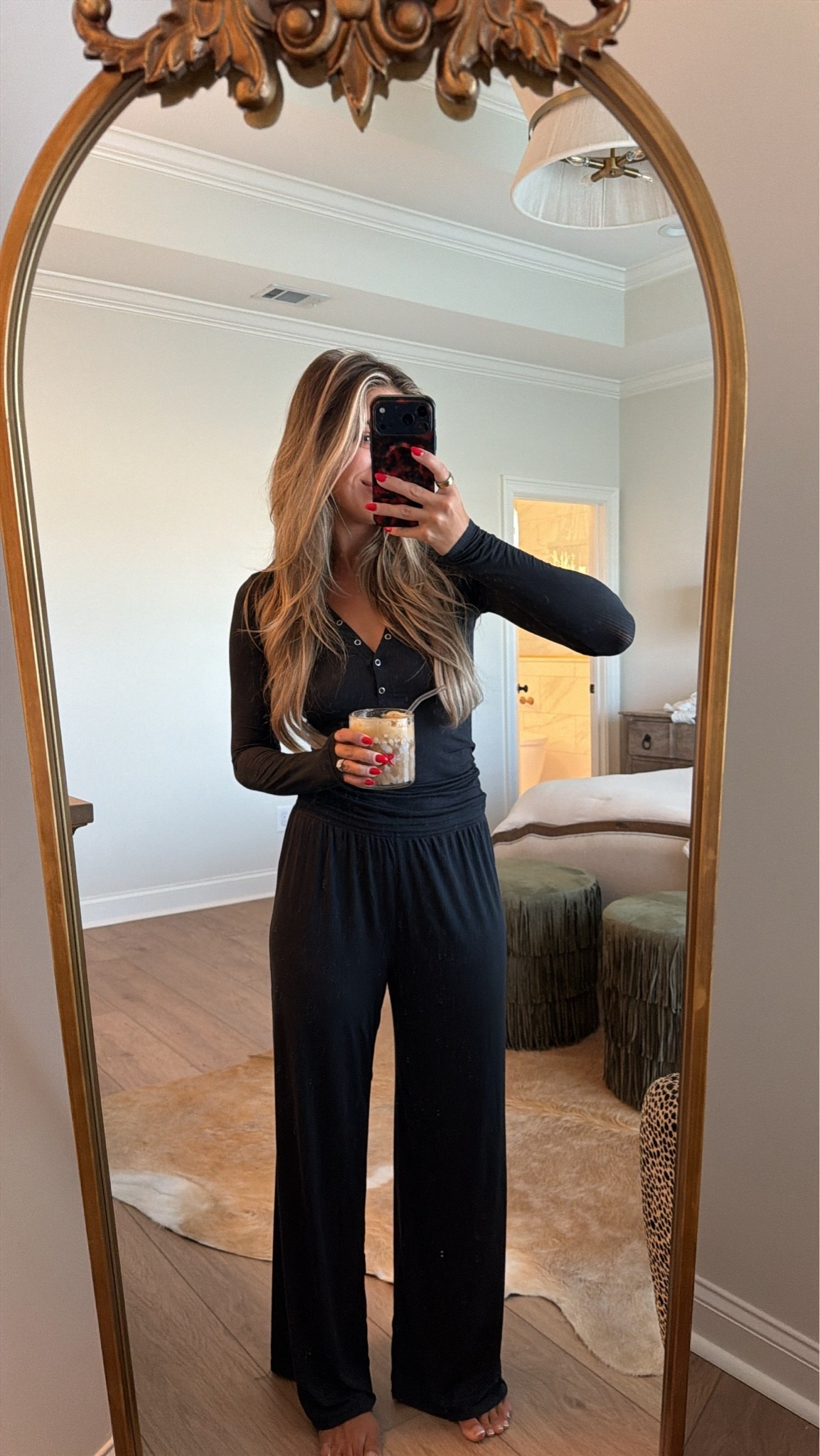 good morning ☀️

#LTKmorningroutine #LTKmomlife #LTKdayinmylife