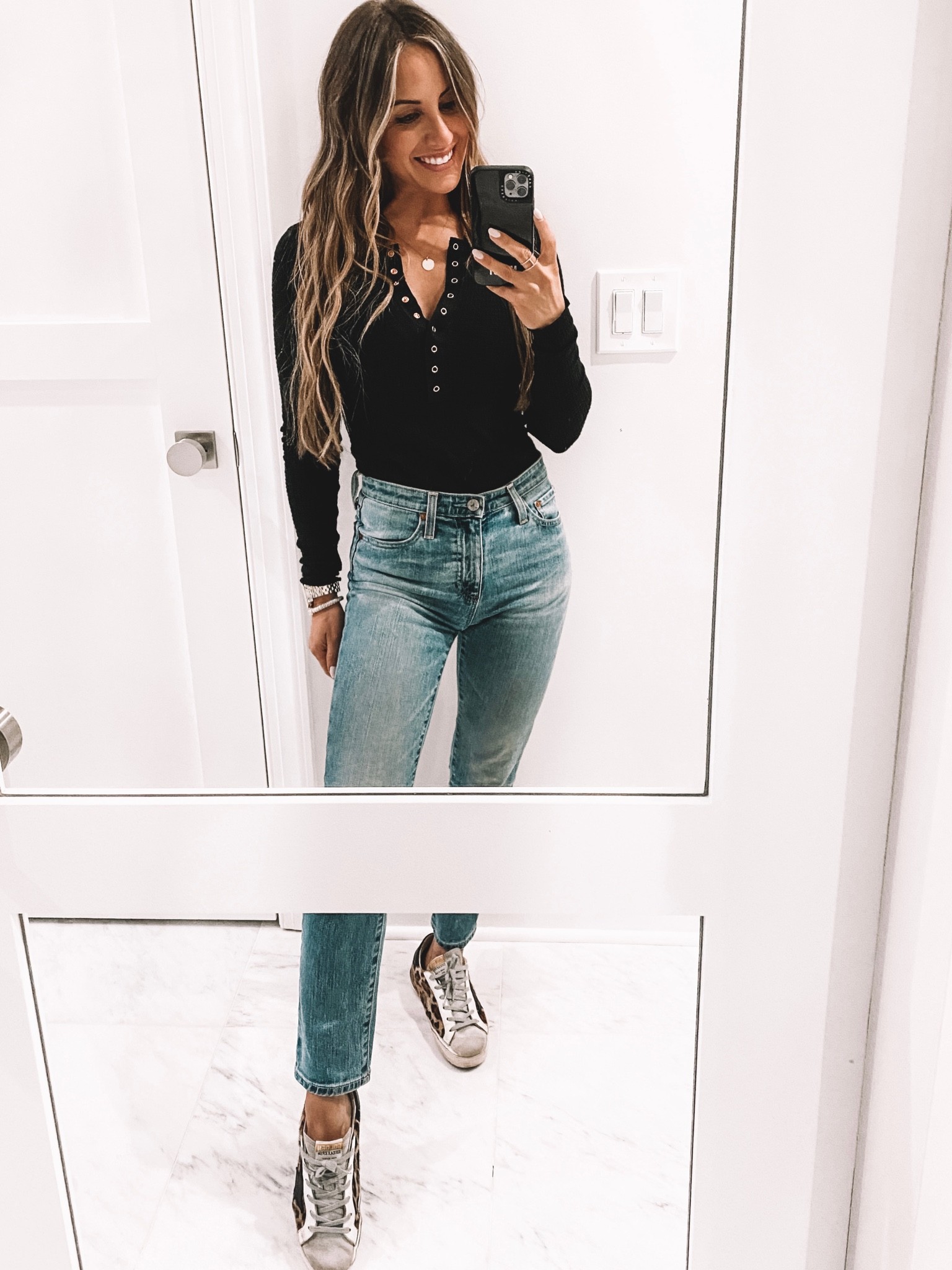 Casual Fall OOTD



#LTKunder100 #LTKstyletip #LTKSeasonal