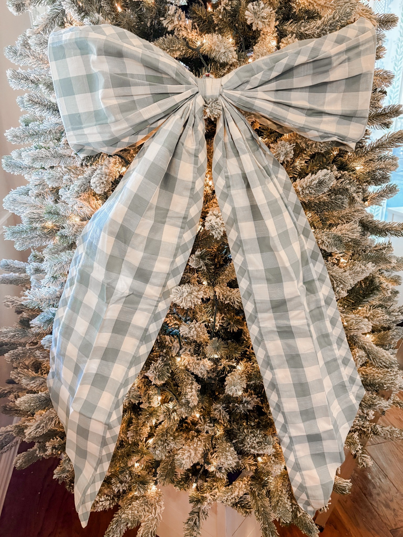 In love with my tree topper! The bow part is wired so you can adjust it how you want.

#LTKHoliday #LTKSeasonal #LTKFindsUnder100