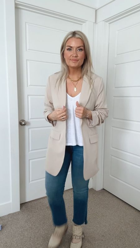 Outfit of the day. Wearing medium in this H&M blazer and small in this super soft FP tank. 