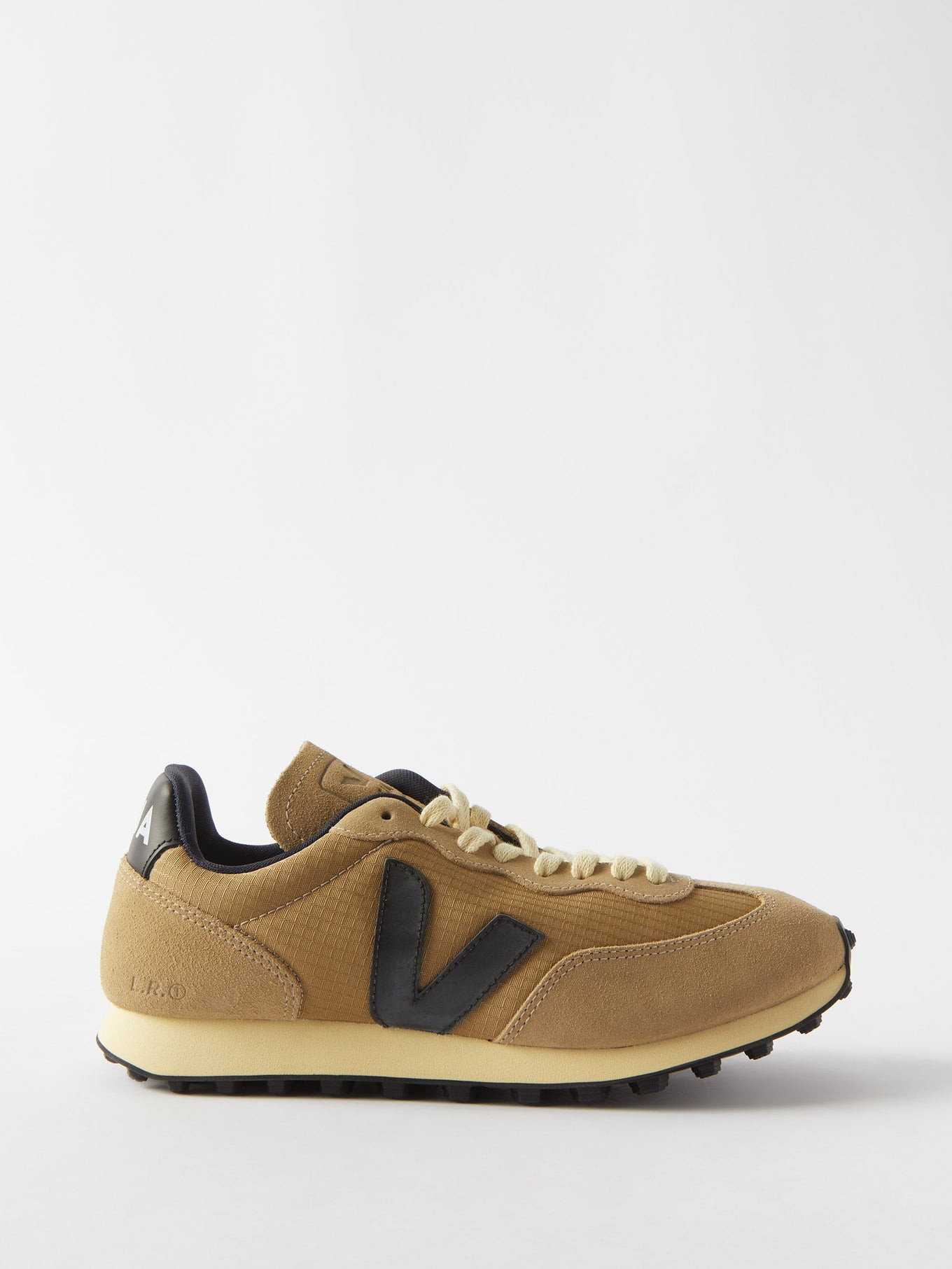 Rio Branco suede-panelled mesh trainers | Veja | Matches (US)