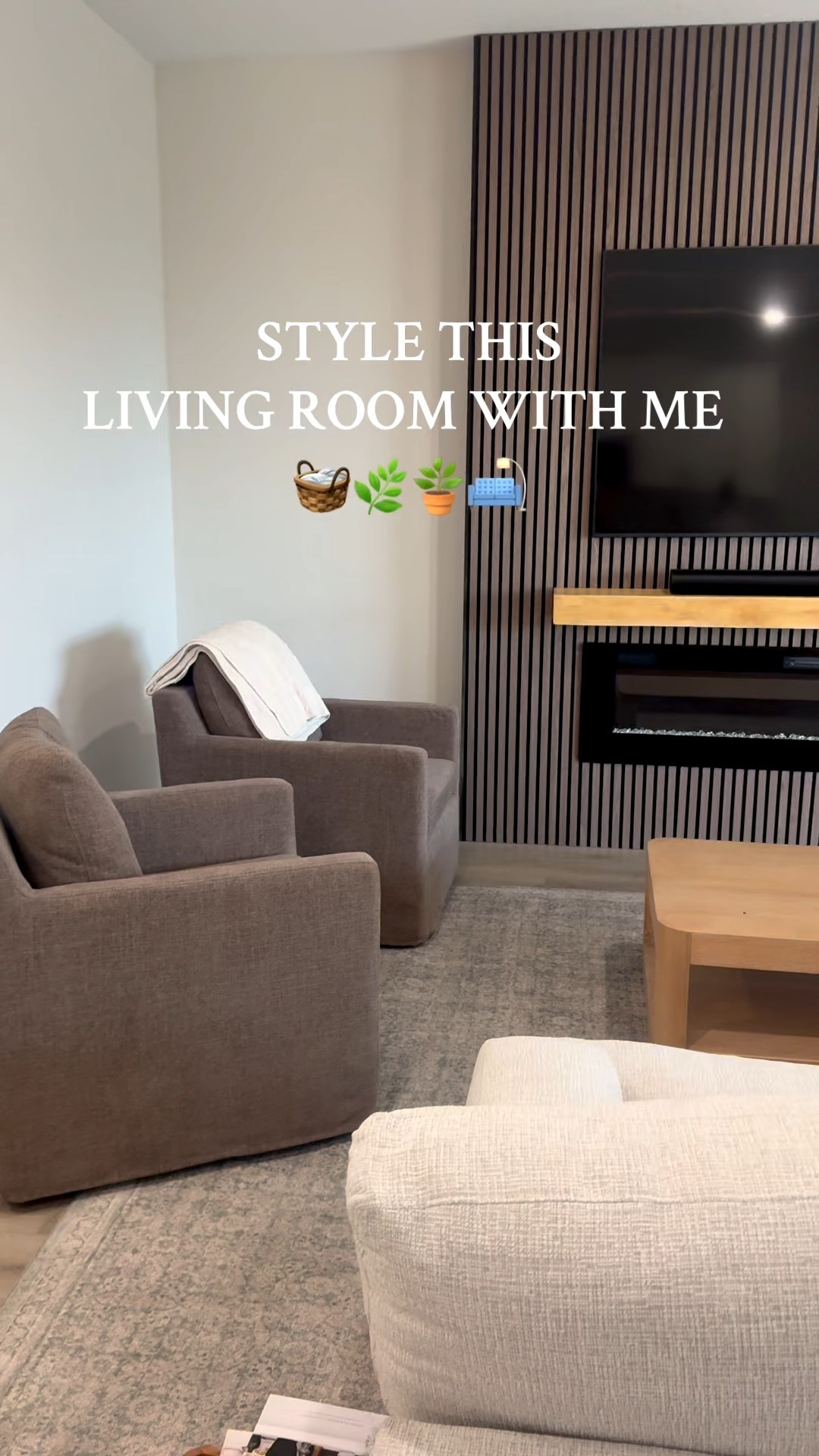 Living room styling ✨

#livingroom #livingroomstyling #homedecor #coffeetabledecor #amazon #amazonhome 

#LTKFindsUnder50 #LTKHome #LTKStyleTip