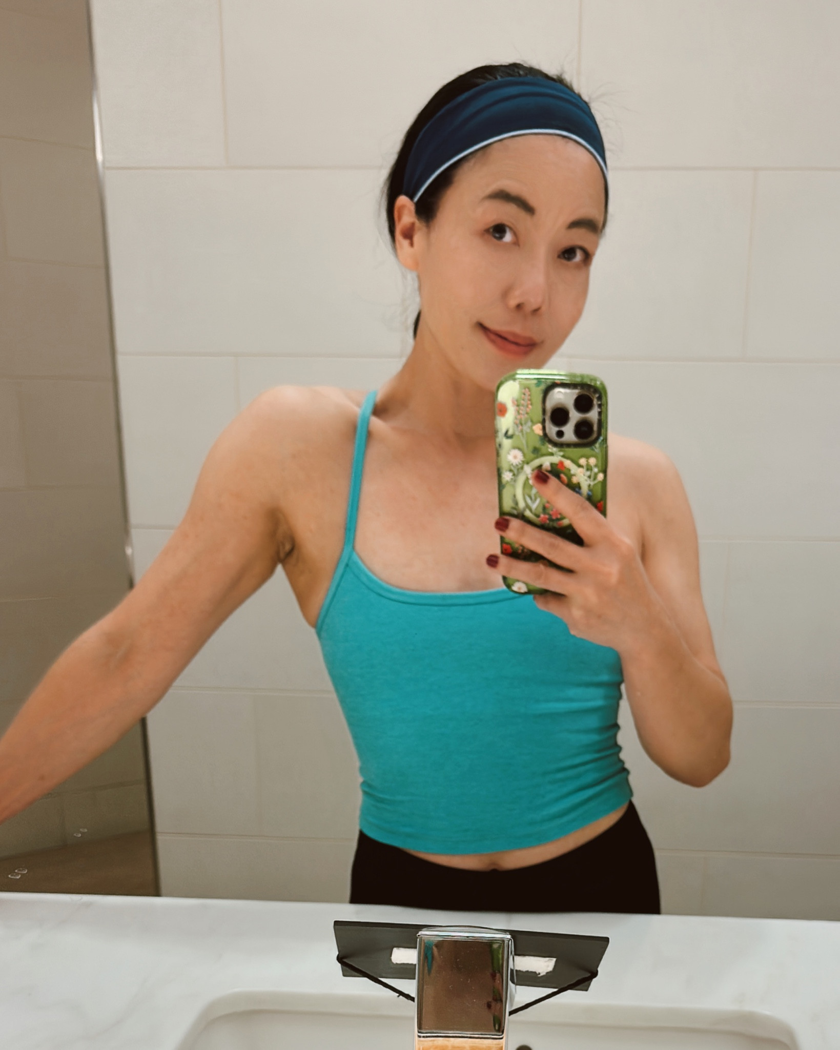 I have found a best cropped tank top, self-bra, but you do still need a nipple cover.. I am wearing size XS. 

#LTKFitness #LTKFind