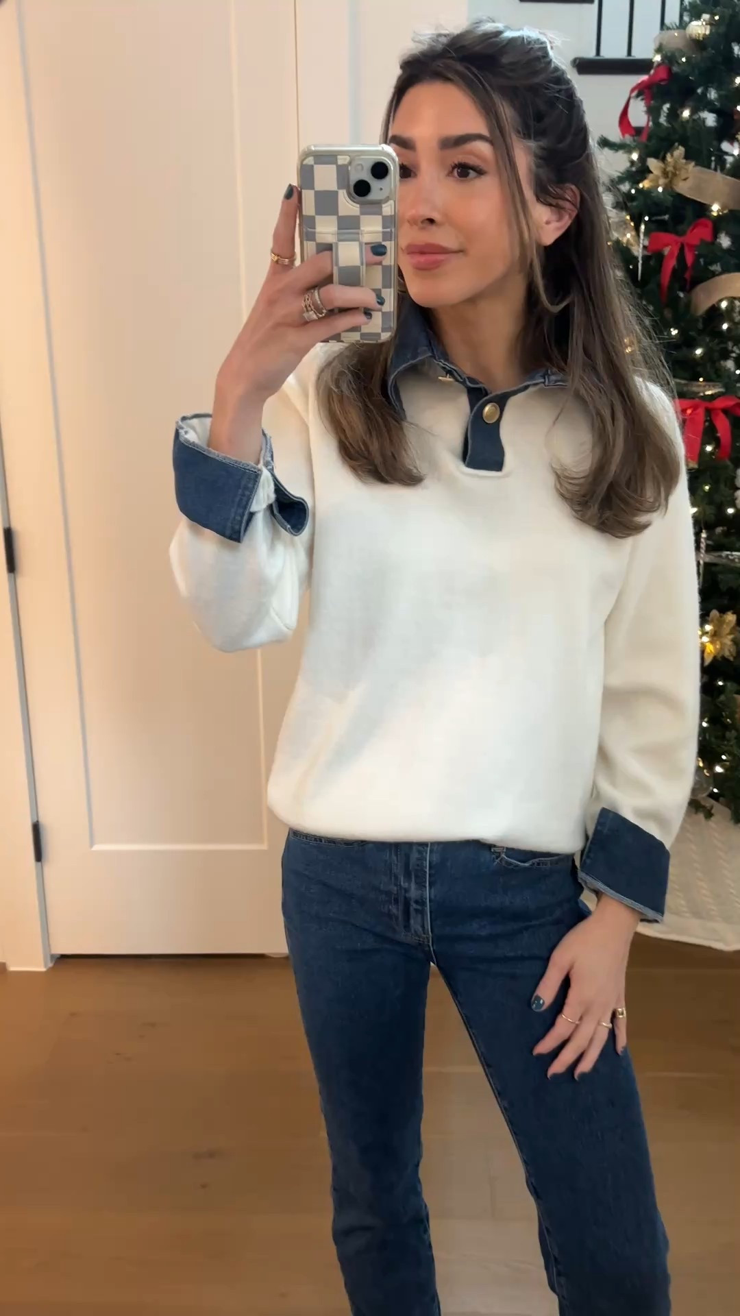 40% off my favorite jeans!!!!

#LTKootd #LTKSaleAlert #LTKGiftGuide