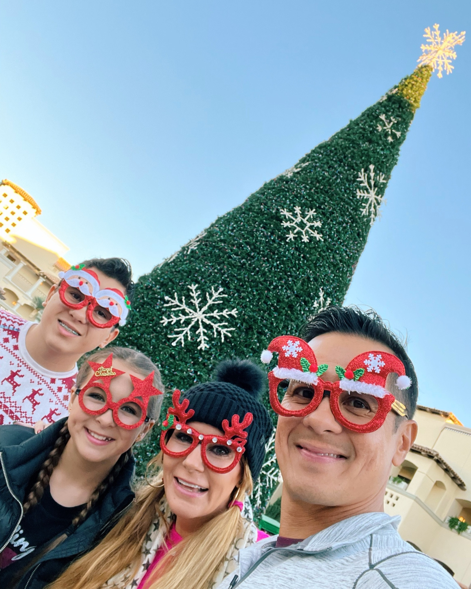 Amazon Christmas party favors #christmasparty #christmasoutfit #christmas #christmasfamily #christmasfun #gift #glasses #chrismasaccessories @amazon

#LTKGiftGuide #LTKHoliday #LTKSeasonal