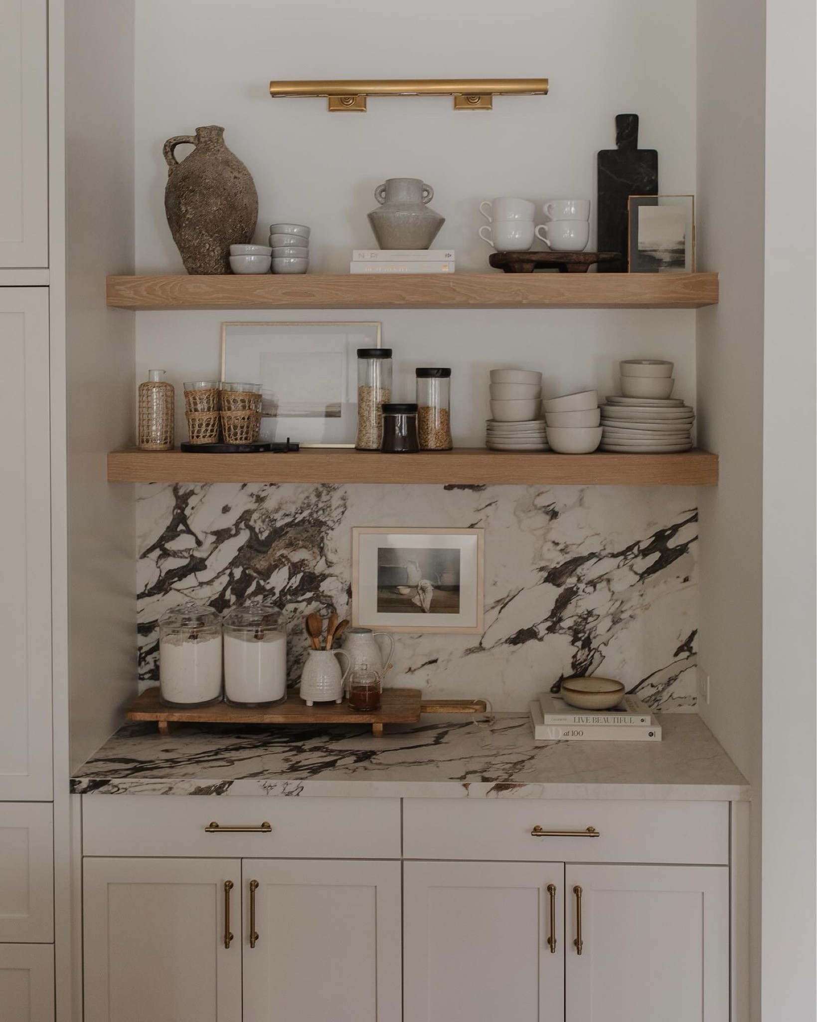 kitchen shelves: linking what’s in stock, as well as great alts to what’s sold out. 🤎 #shelfstyling #kitchendecor #homedecor 

#LTKhome