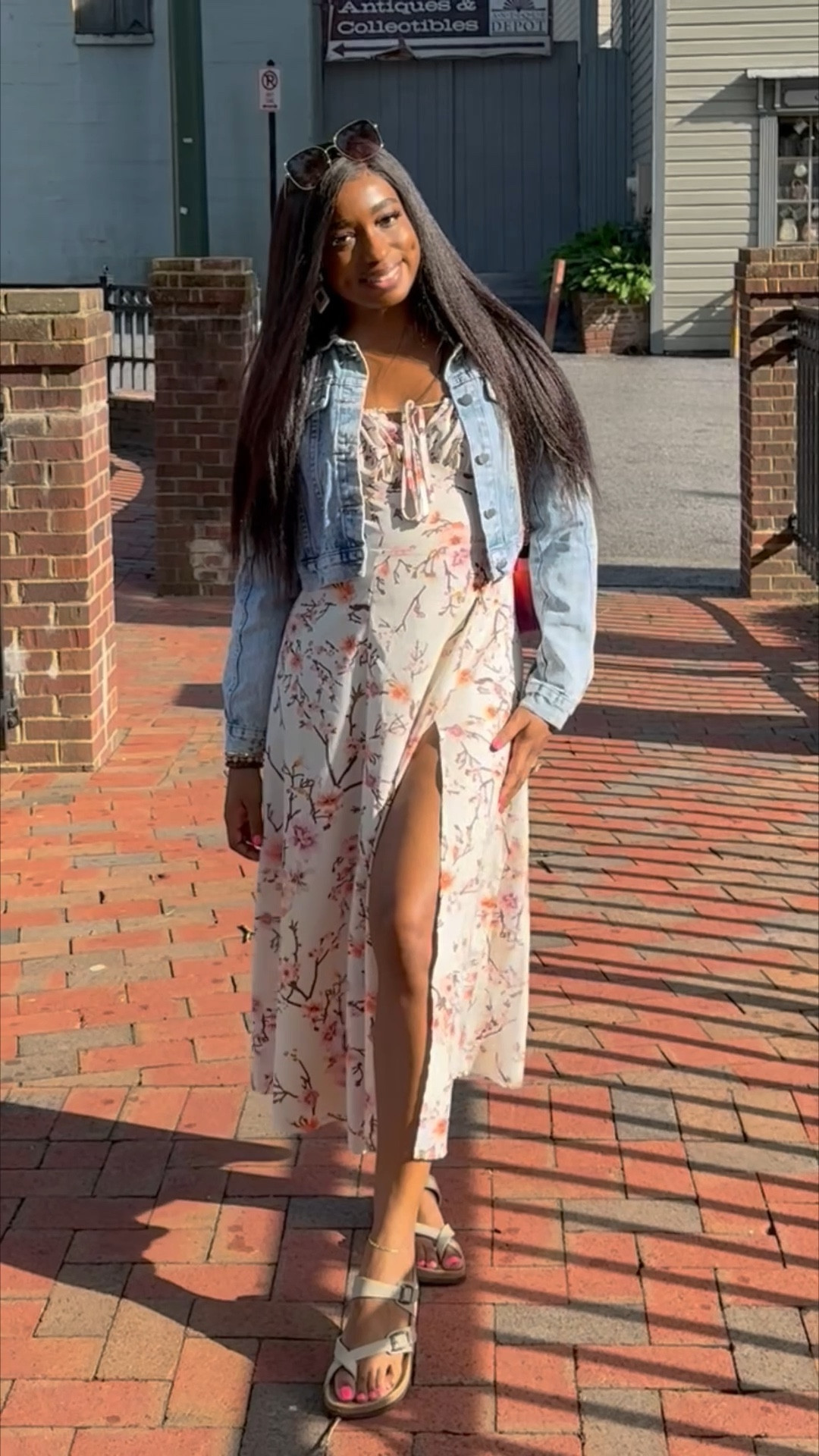 Serving soft glam in this floral stunner 🌸✨ This maxi dress is light, flowy and made for warm days and golden hour pics. Whether it’s vacation or a casual brunch, this dress always delivers 💕 Linked it on my LTK before it’s gone!


#LTKSpringStyle
#LTKUnder100
#MaxiDress
#FloralFashion
#WomensStyle
#VacationLook
#StyleInspo
#BrunchOutfit
#ResortStyle
#ChicAndEffortless
#OOTD
#LTKSeasonal
#WhatToWear
#SpringWardrobe
#LTKFinds

#LTKSeasonal #LTKFindsUnder50