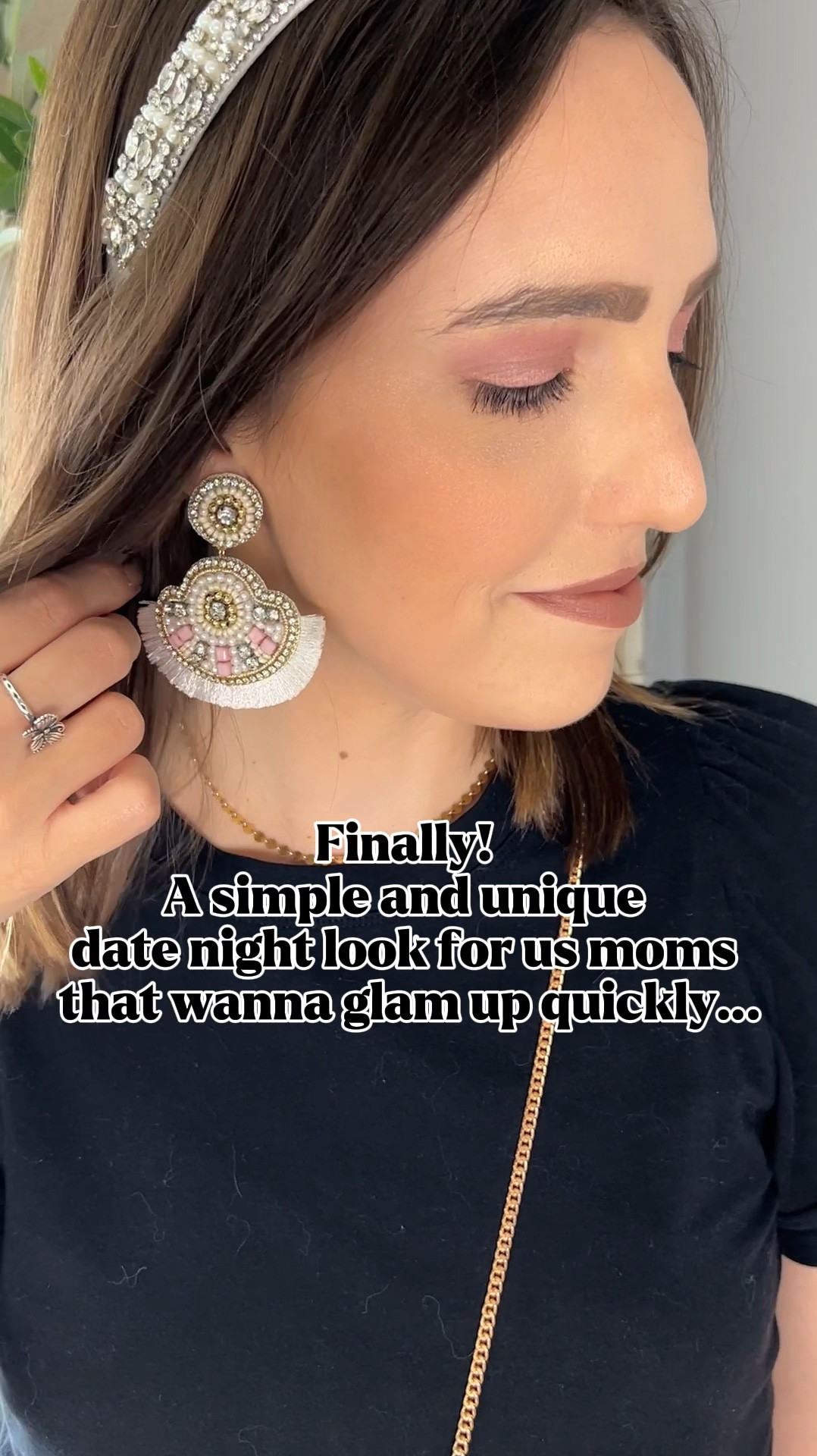 💃🏻 Date night with the hubs is always something I look forward to. I like glamming up a little extra! Accessories make that easy. ✨ I used handmade jewelry from Accessory to Love. 

Beaded clutch purse / vintage headband / statement earrings 

#ad #accessorytolovepartner

#LTKFindsUnder100 #LTKParties #LTKVideo