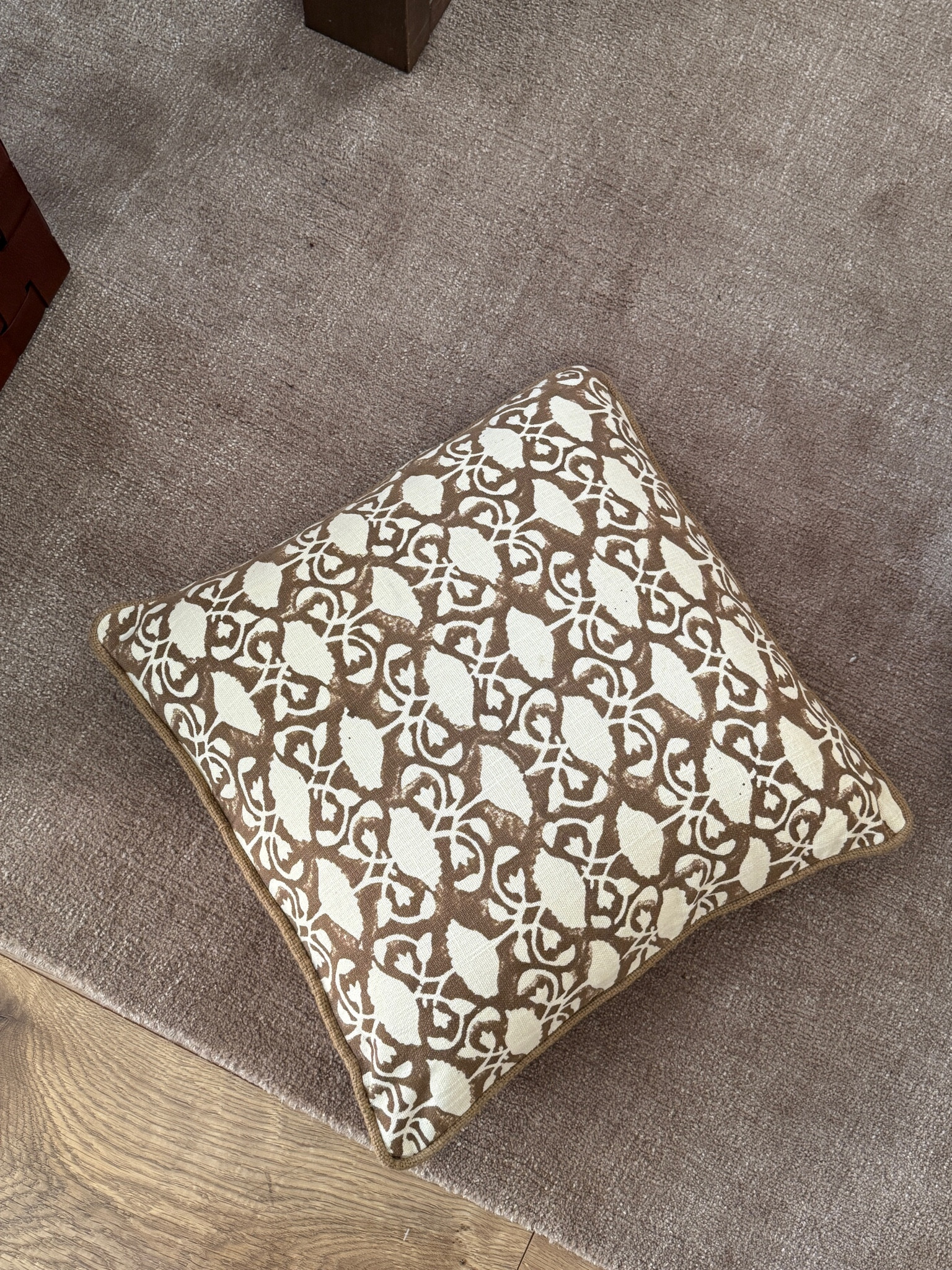 Gorgeous new pillow from Magnolia! 



#LTKHome #LTKFindsUnder50