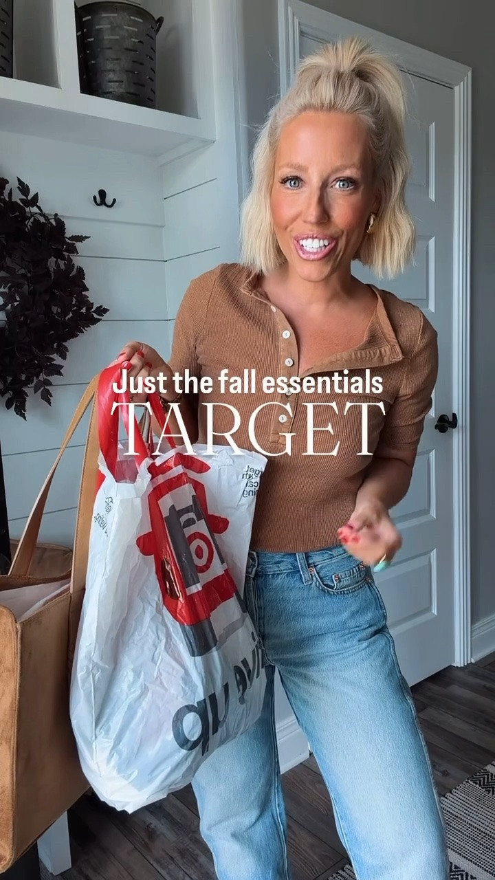 Target understood the fall assignment 🍂🤎 These elevated fall basics look WAY more expensive than they are!

Think affordable fall fashion, Target finds, wardrobe essentials, classic basics, everyday outfits, fall outfit ideas, capsule wardrobe staples & pieces you’ll actually wear on repeat.

Save this for your next Target run! 🛒✨

#LTKSaleAlert #LTKootd #LTKSeasonal