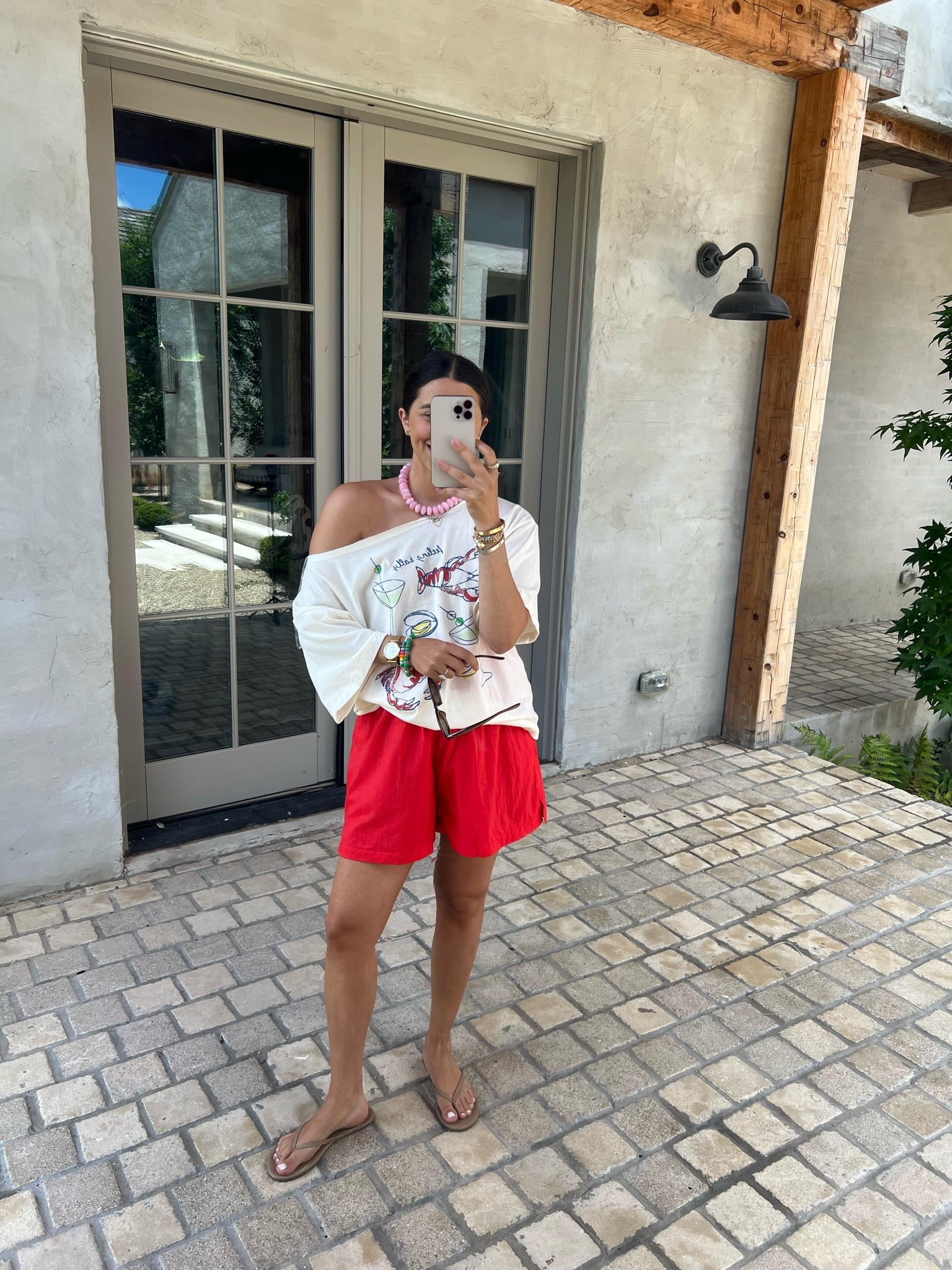 Top: large 
Bottoms: medium 

Dressupbuttercup.com #dressupbuttercup #dederaad

#LTKootd #LTKmomlife #LTKSeasonal