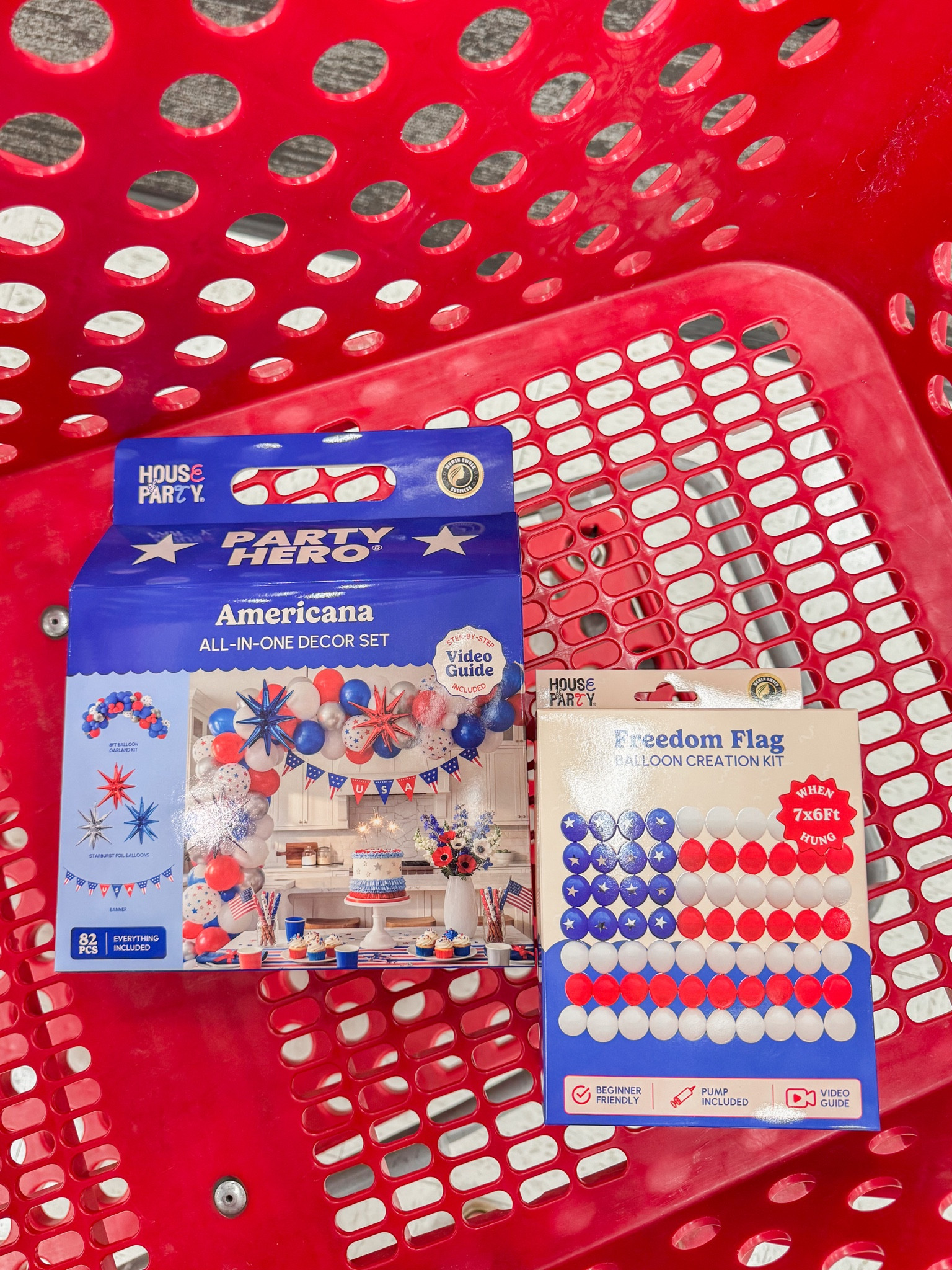 Loving these patriotic balloon kits for the 4th of July!

#LTKSeasonal