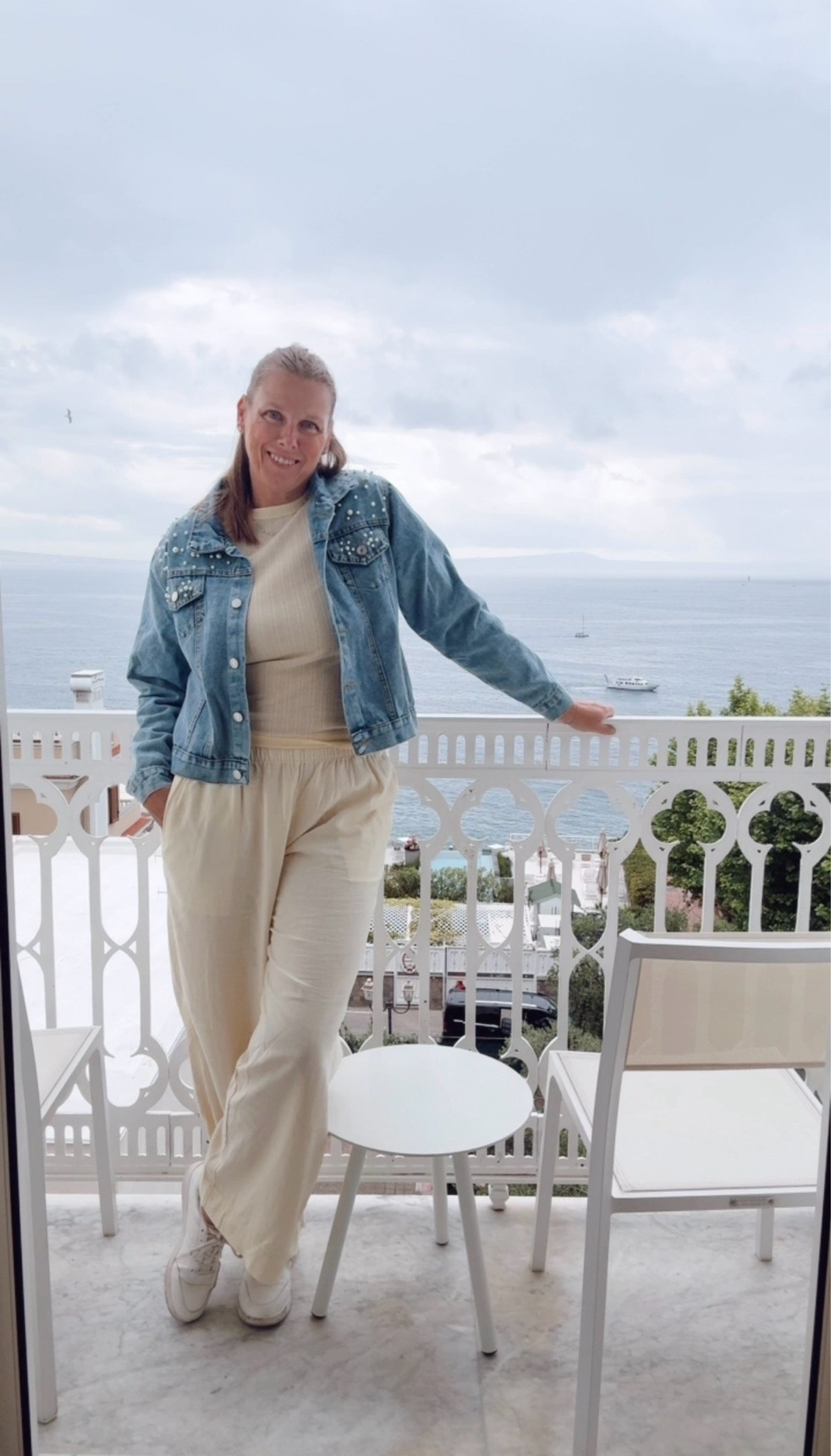 Butter yellow trend

Travel outfit, style over40, casual outfit, butter yellow, linen pants outfit, European outfit

#LTKtravel #LTKstyletip #LTKsale