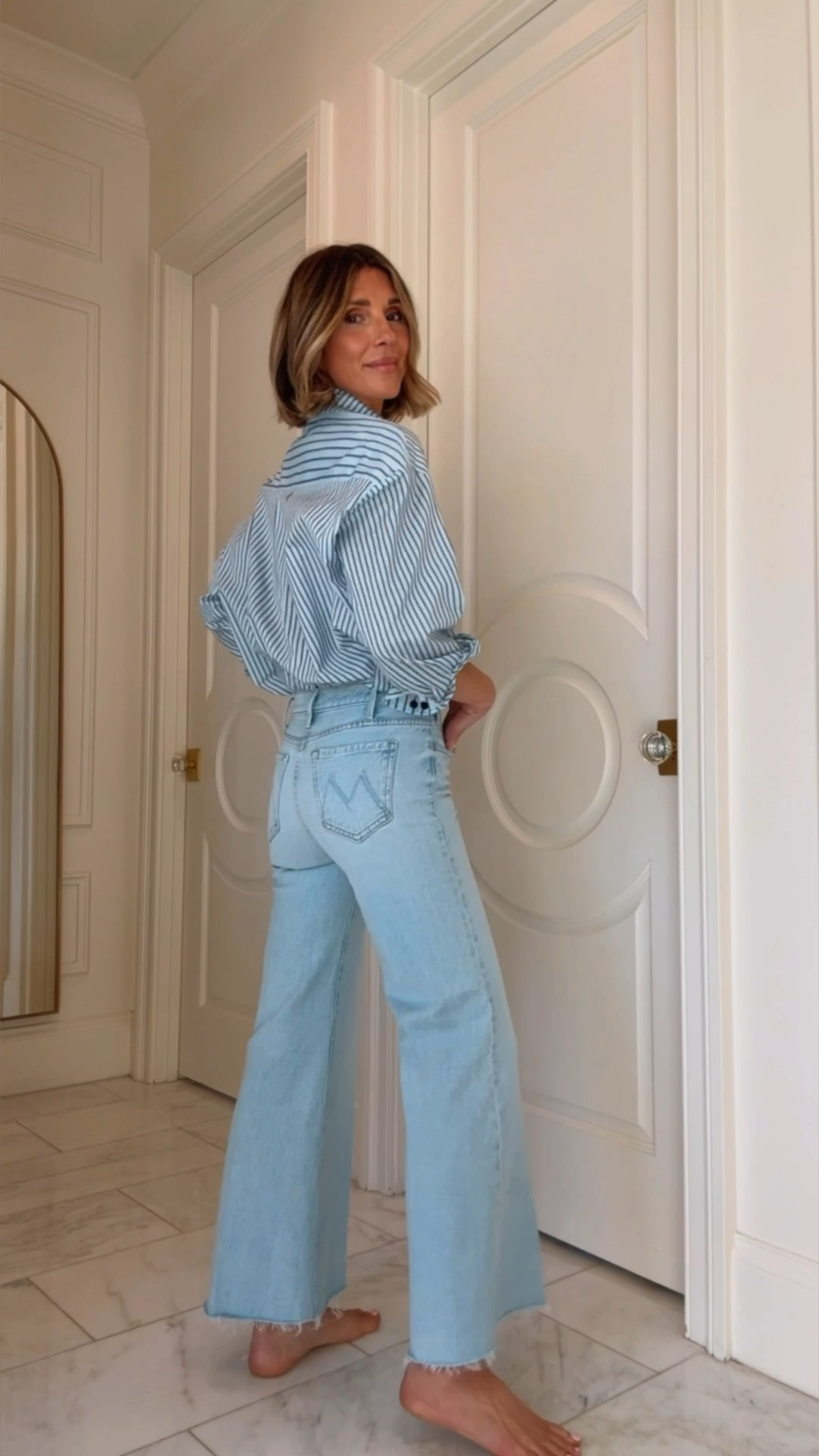 I'm 5'7 wearing my true size 25 - these jeans fit tts 

Cellajaneblog 