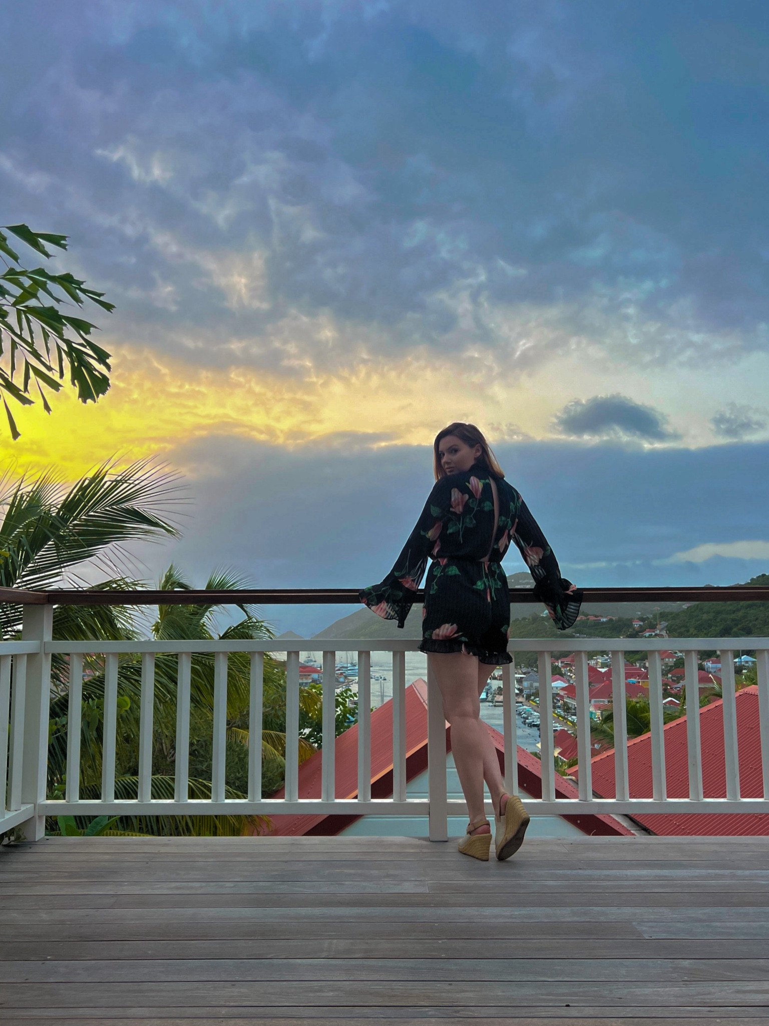 Island sunset 🌅 

#LTKtravel #LTKfindsunder50 #LTKsalealert