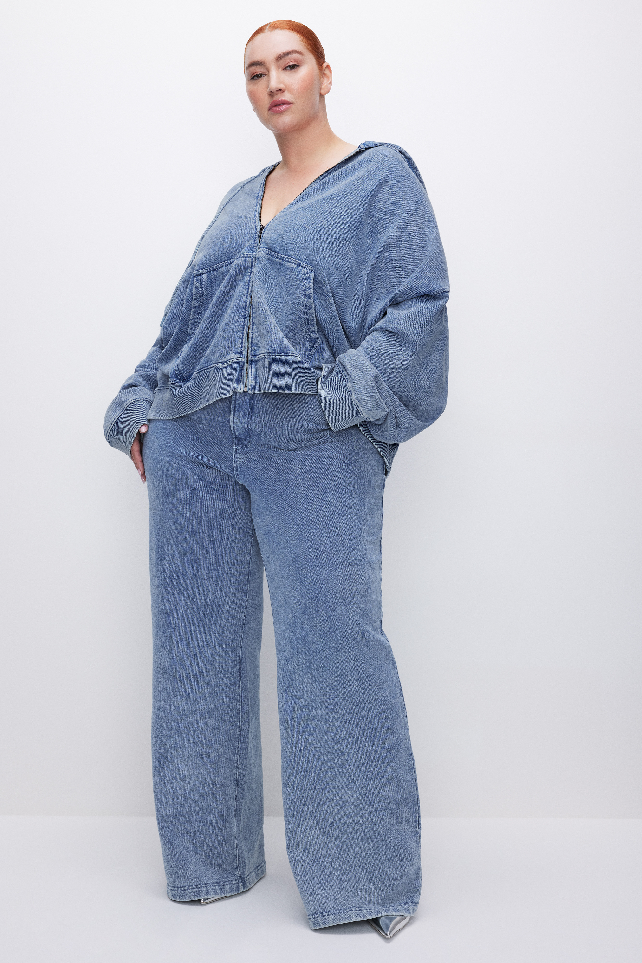 JEANIUS OVERSIZED HOODIE | Good American