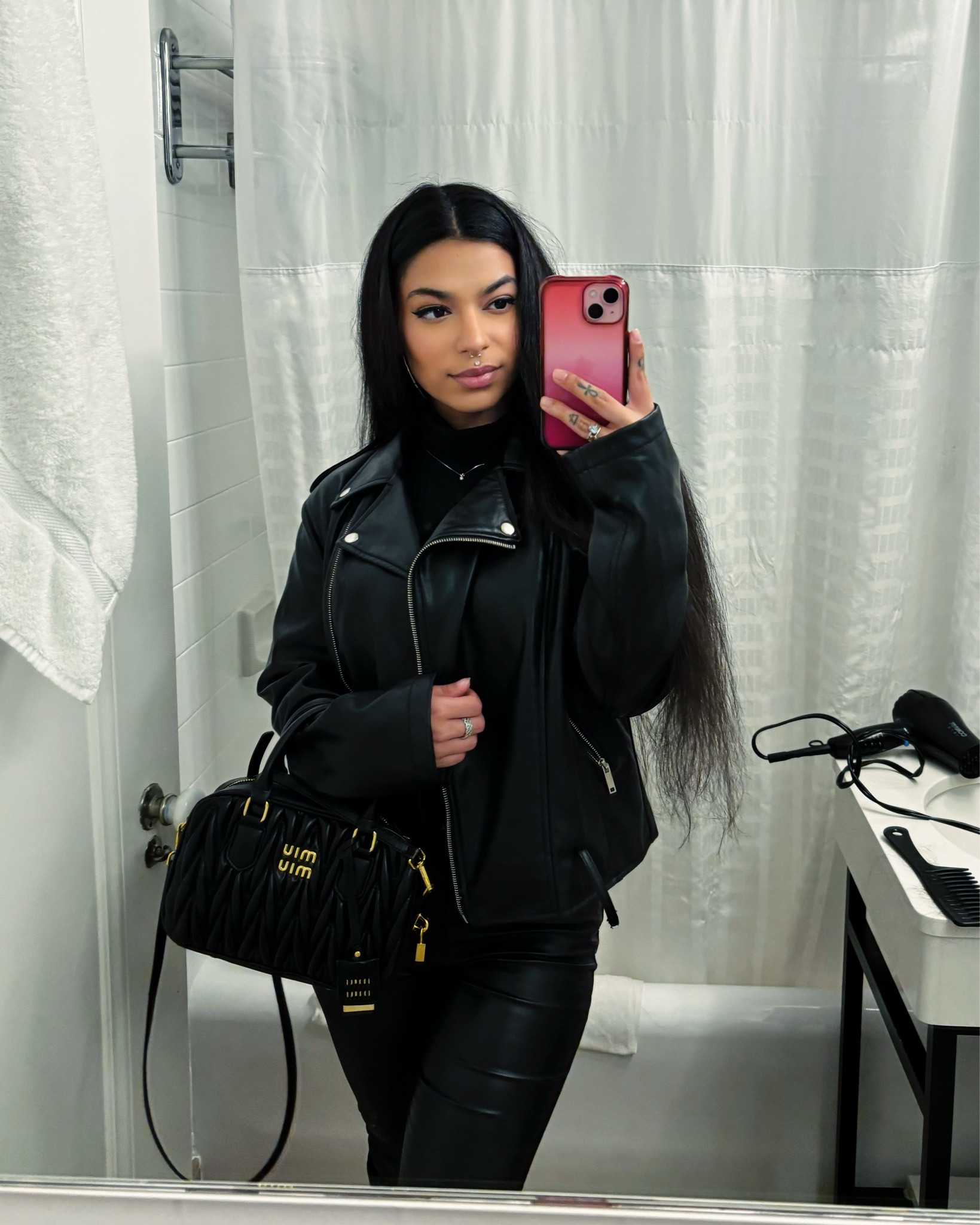 Love an all leather look 