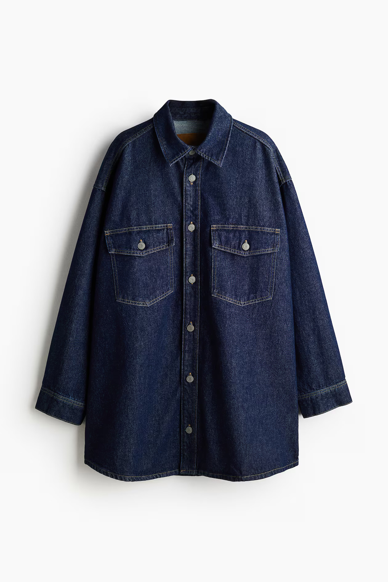 Oversized denim shirt | H&M (UK, MY, IN, SG, PH, TW, HK)
