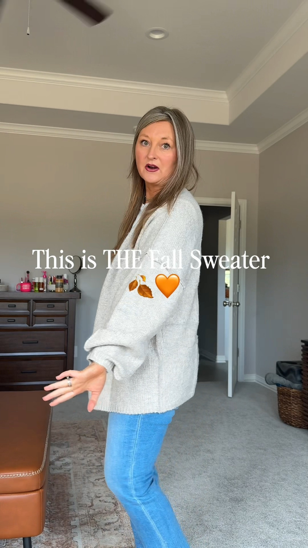 🧡 This cardigan is the definition of cute, comfy, and casual 
I’m telling you… this is the fall sweater. The fit is perfect. The drape is flawless. The fabric? Feels like a warm hug in the form of a knit ✨ If you’re building your cozy fall wardrobe, start here.

This is day 1 of my Fall Finds Series, where I’m sharing everything you need for a cute + comfy fall. 🍁 Tap follow so you don’t miss a thing!

#LTKautumn #LTKStyleTip #LTKMidsize
