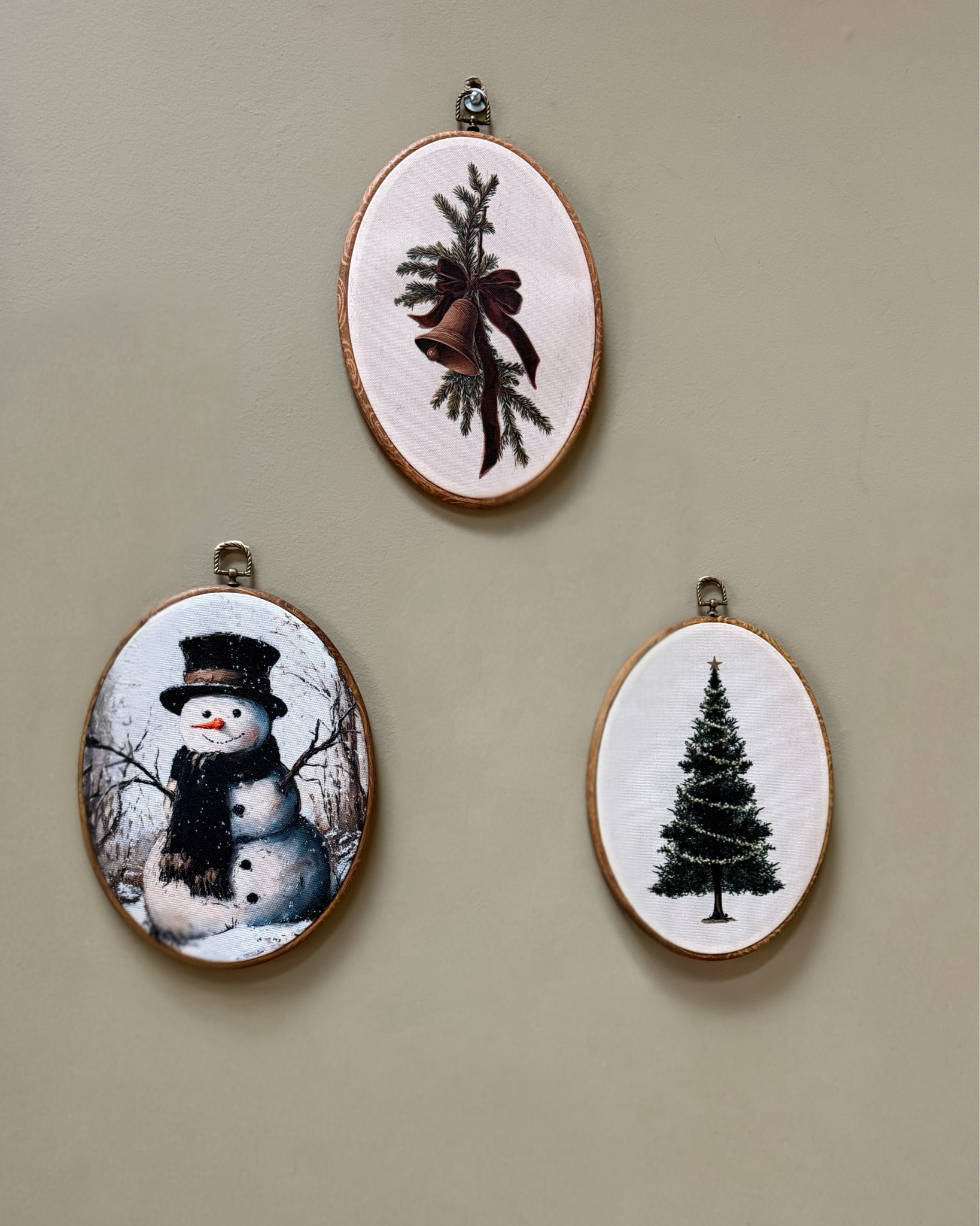 The cutest wall decor 

#LTKHoliday #LTKHome #LTKFindsUnder100