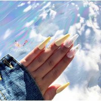 Daisy-Press On Nails - Fake Spring Nails-Pastel Handpainted Nails | Etsy (US)